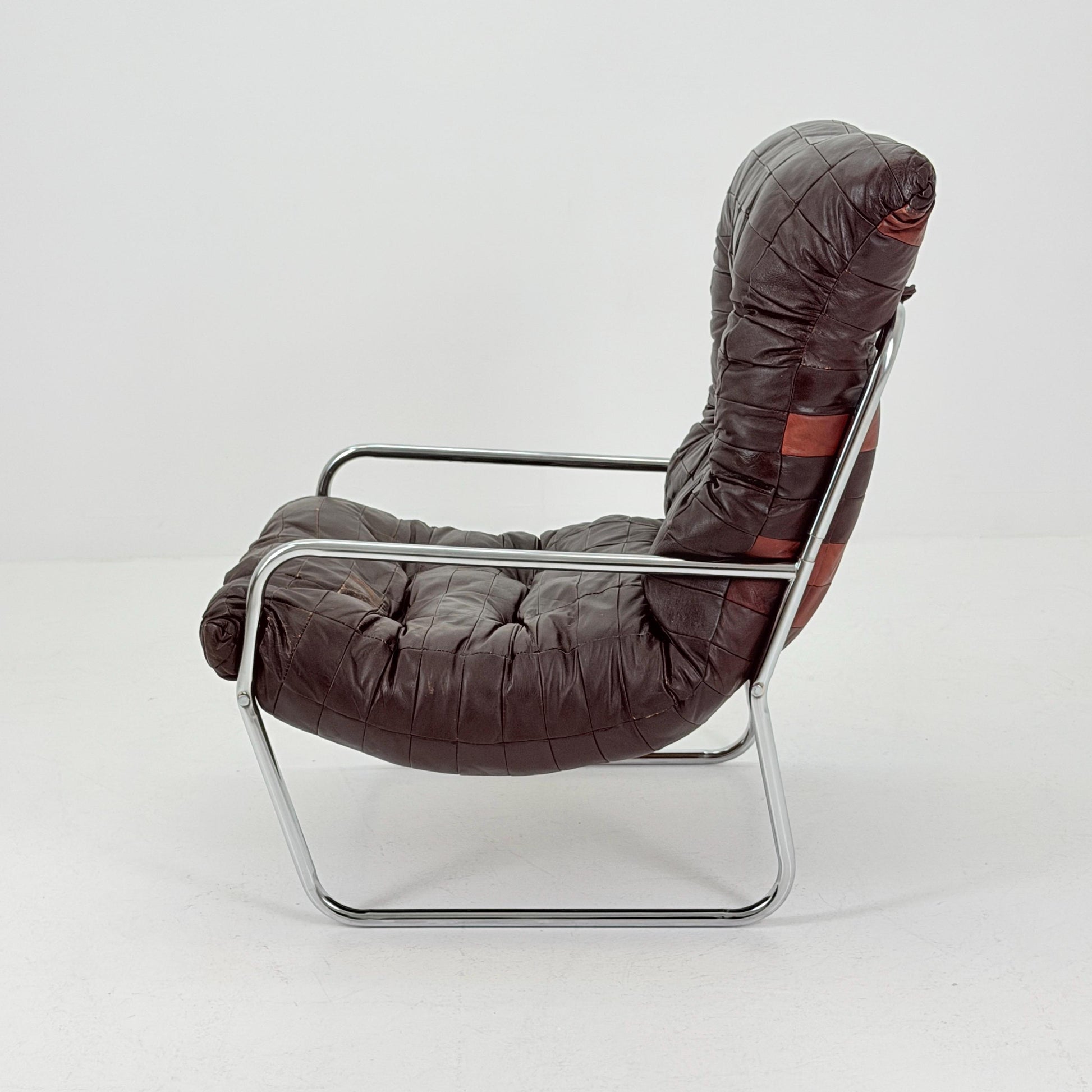 Mid-century sling brown leather lounge chair by Peter Hoyte, 1960s