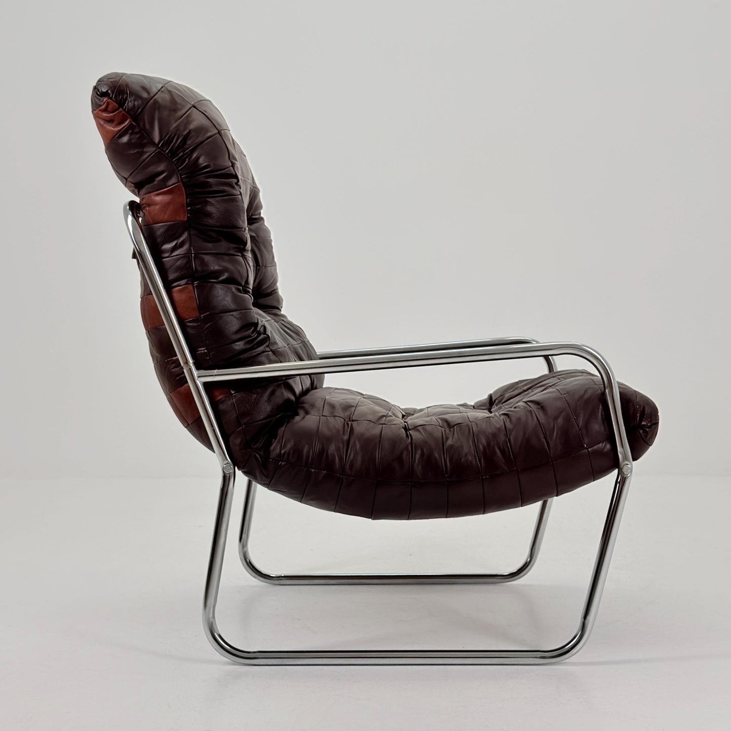 Mid-century sling brown leather lounge chair by Peter Hoyte, 1960s