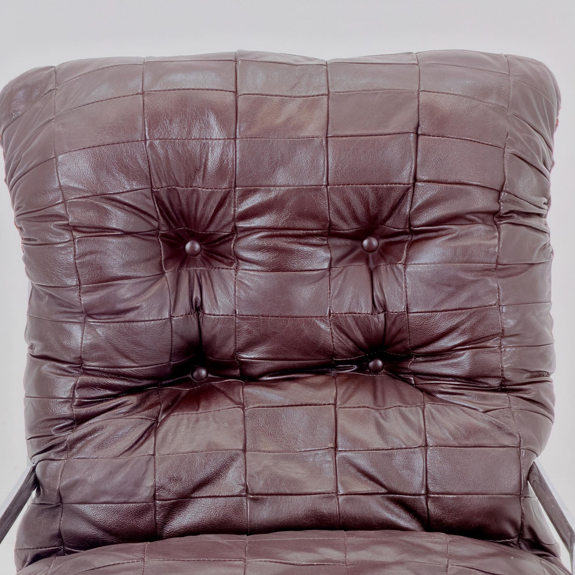 Mid-century sling brown leather lounge chair by Peter Hoyte, 1960s