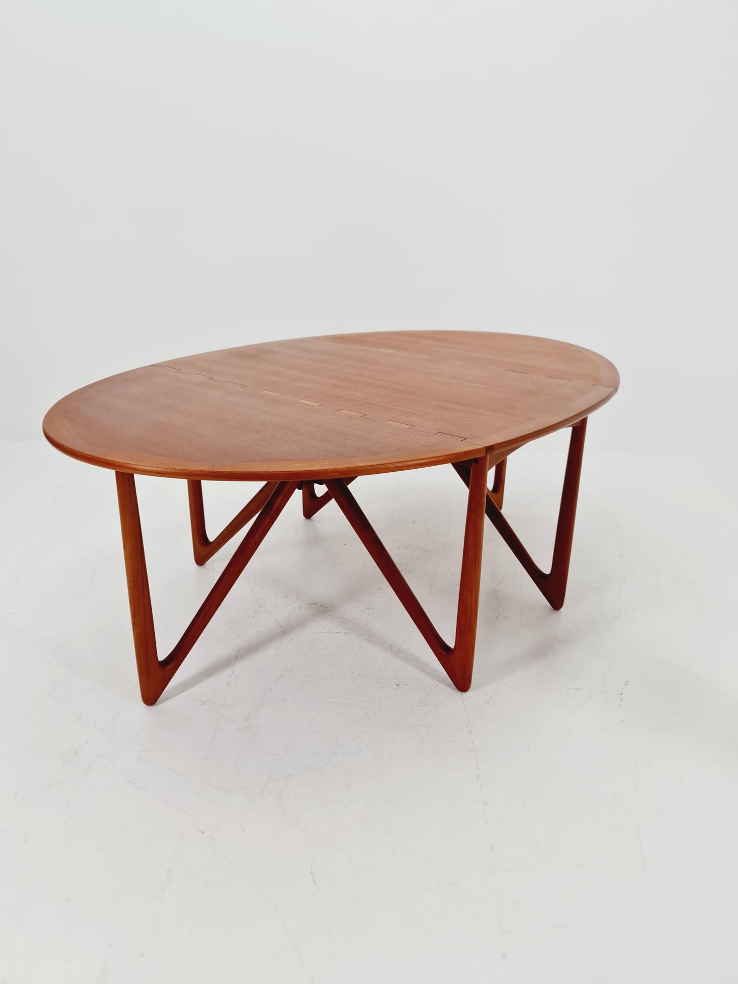 Iconic Danish Mid-Century Modern Drop leaf Teak Dining Table by Niels Koefoed 1960s
