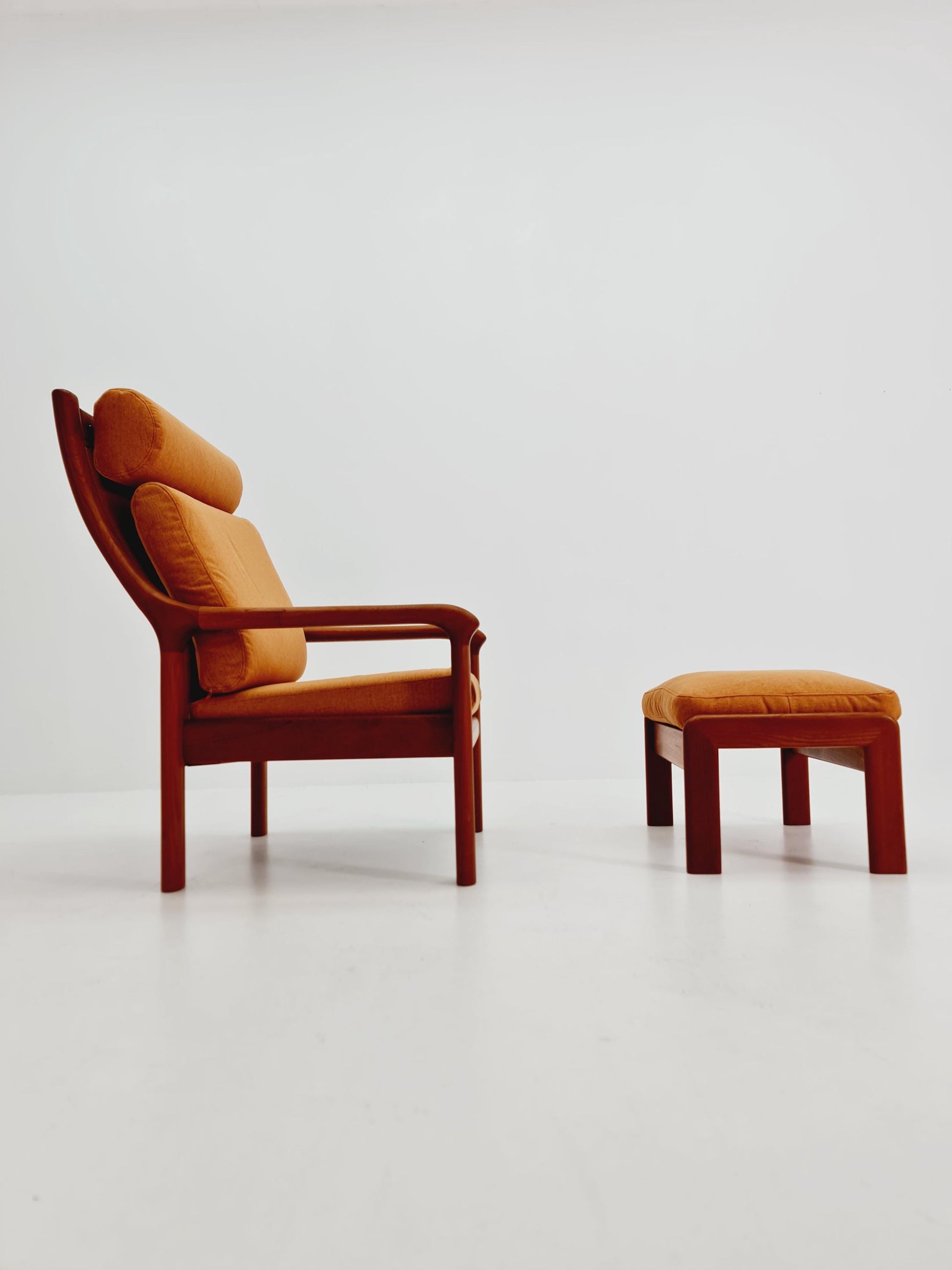 Mid century teak easy lounge chairs With Ottoman by Holstebro möbelfabrik A/S , 1970s