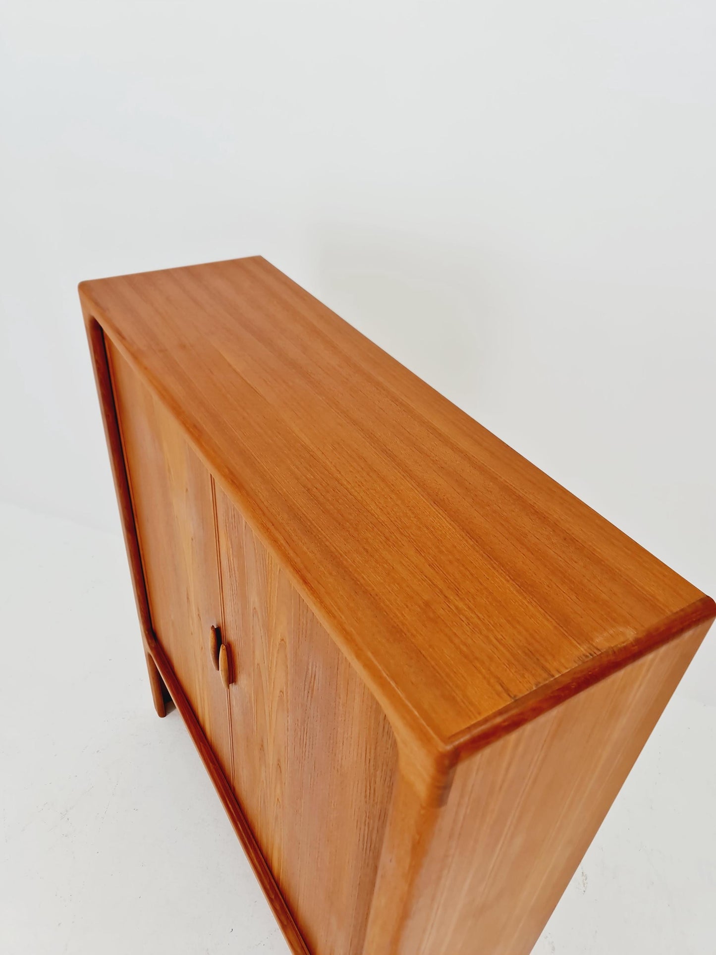 Mid century Solid Danish teak hallway cabinet, T.V cabinet By Dyrlund 1960s