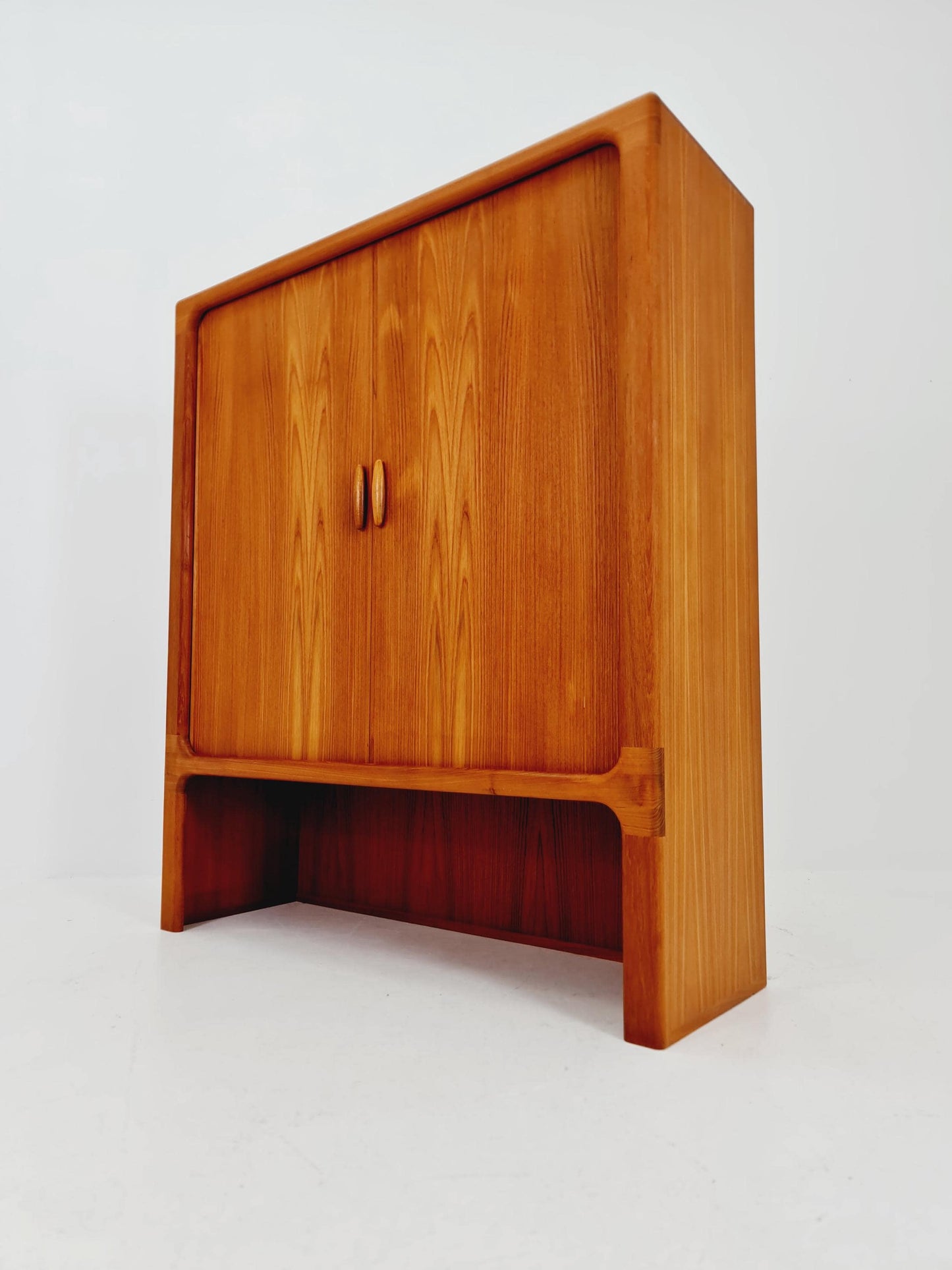 Mid century Solid Danish teak hallway cabinet, T.V cabinet By Dyrlund 1960s