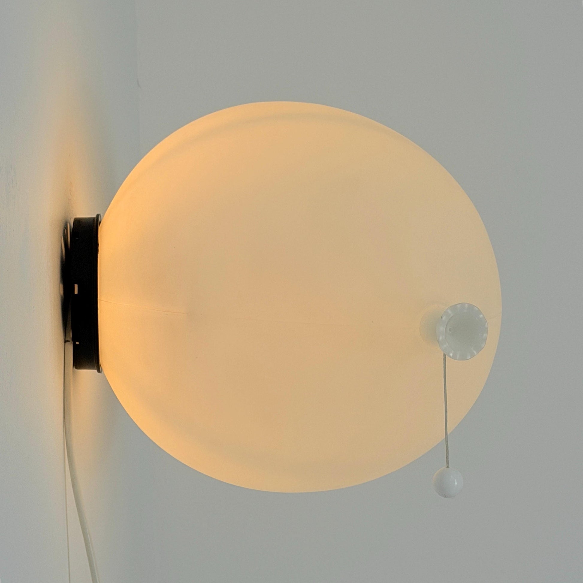 Mid century modern Yves Christin Balloon Lamp for Bilumen, Italy 1980s