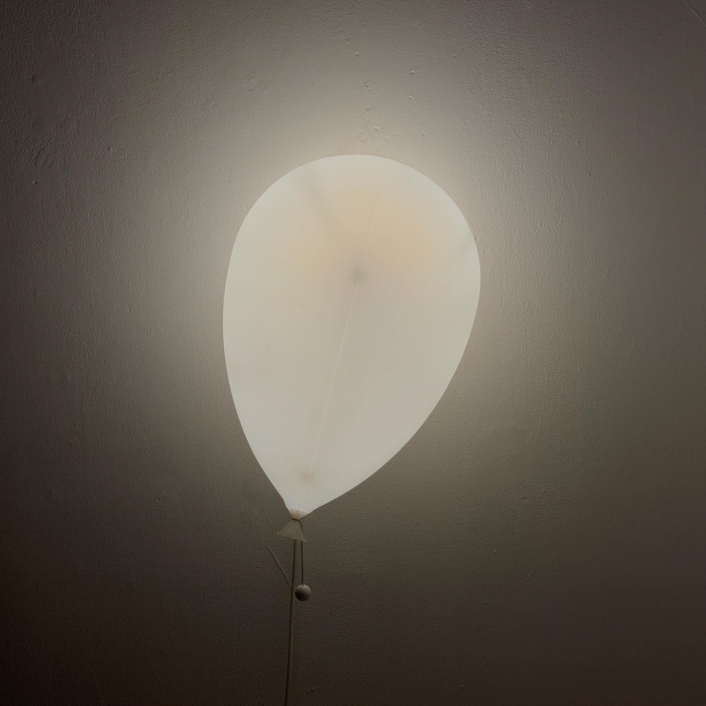 Mid century modern Yves Christin Balloon Lamp for Bilumen, Italy 1980s