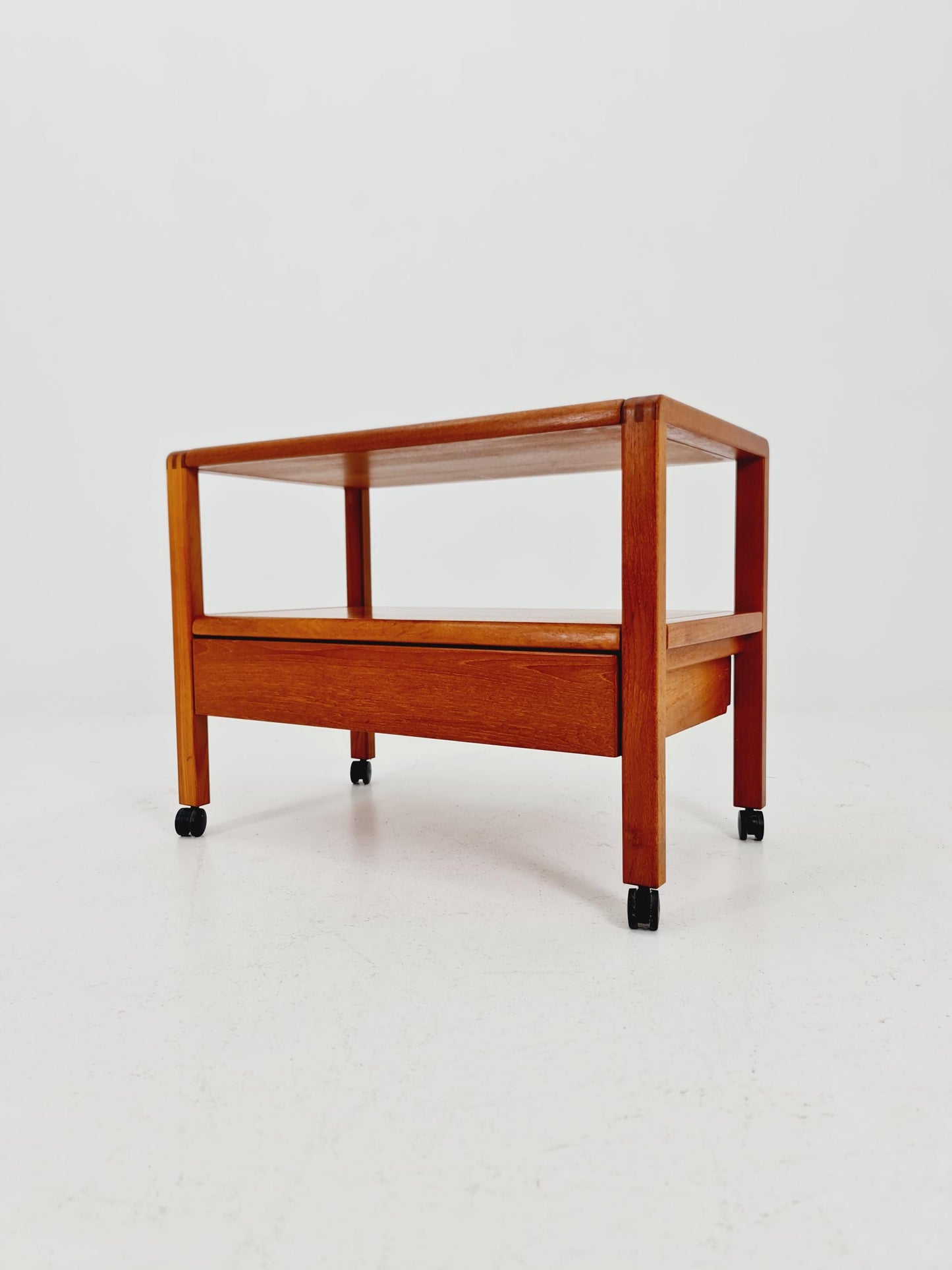 Vintage mid century danish trolley in solid teak/ bar cart By Salling Stolefabrik, 1960s