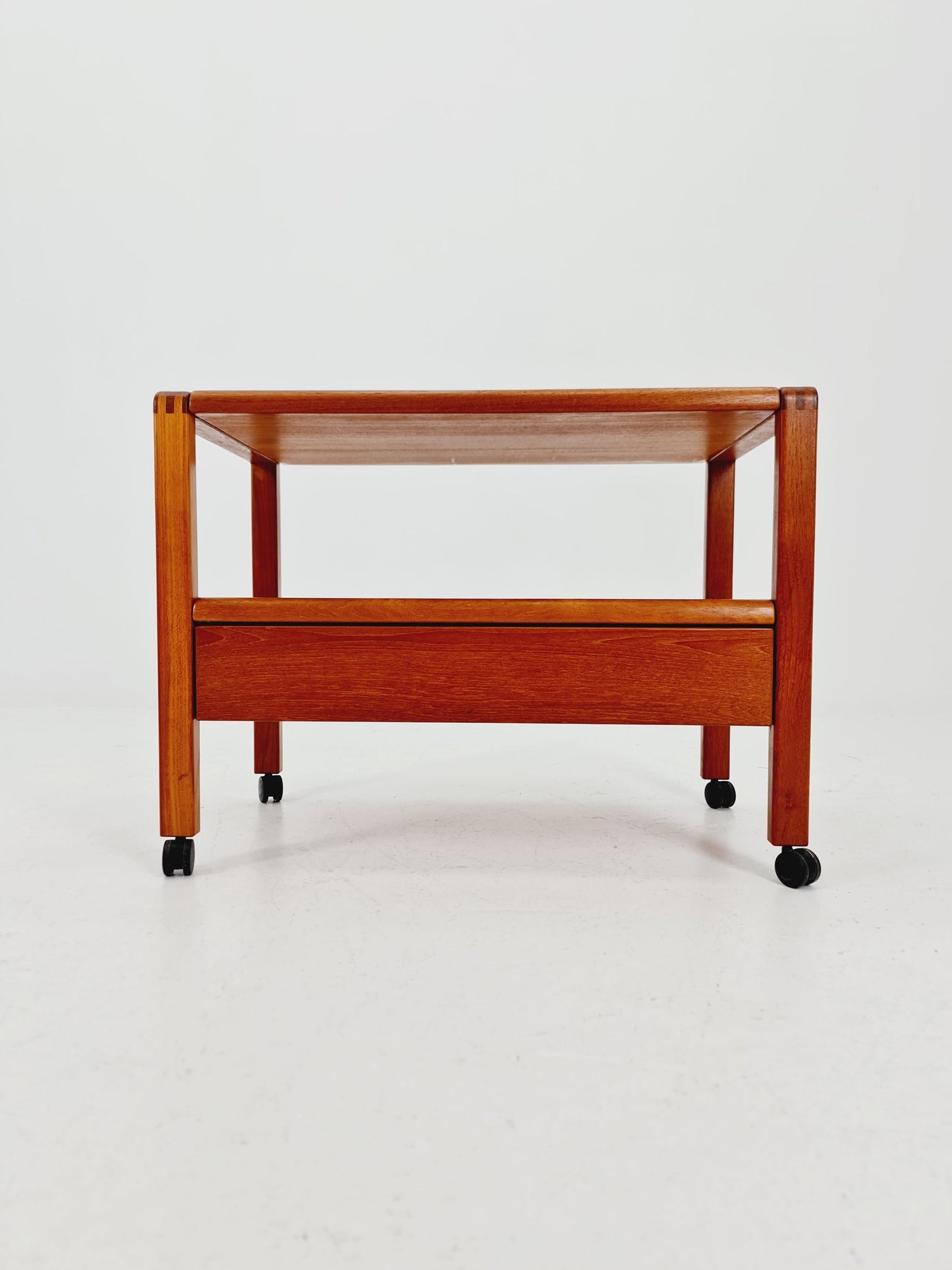 Vintage mid century danish trolley in solid teak/ bar cart By Salling Stolefabrik, 1960s