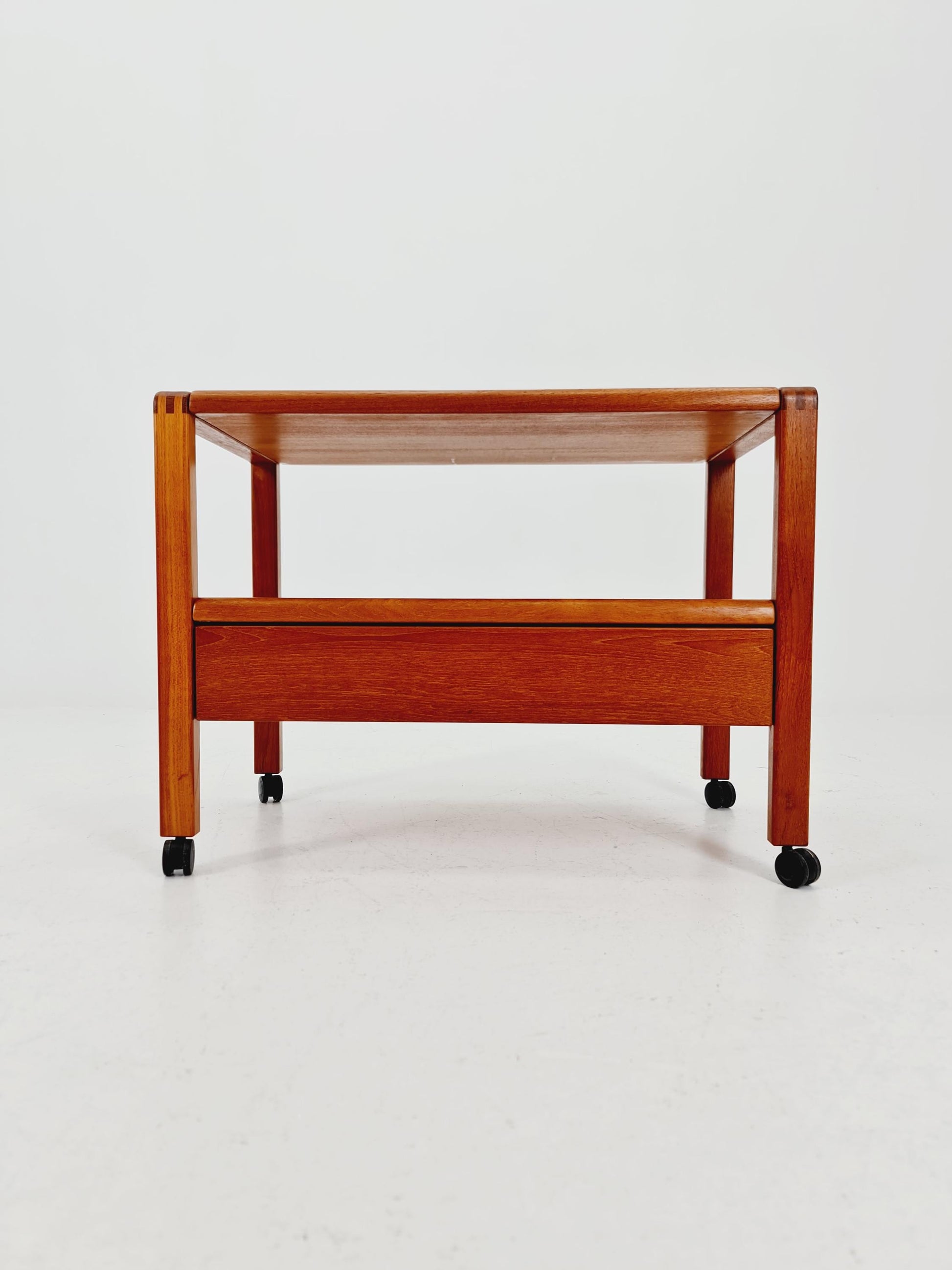 Vintage mid century danish trolley in solid teak/ bar cart By Salling Stolefabrik, 1960s
