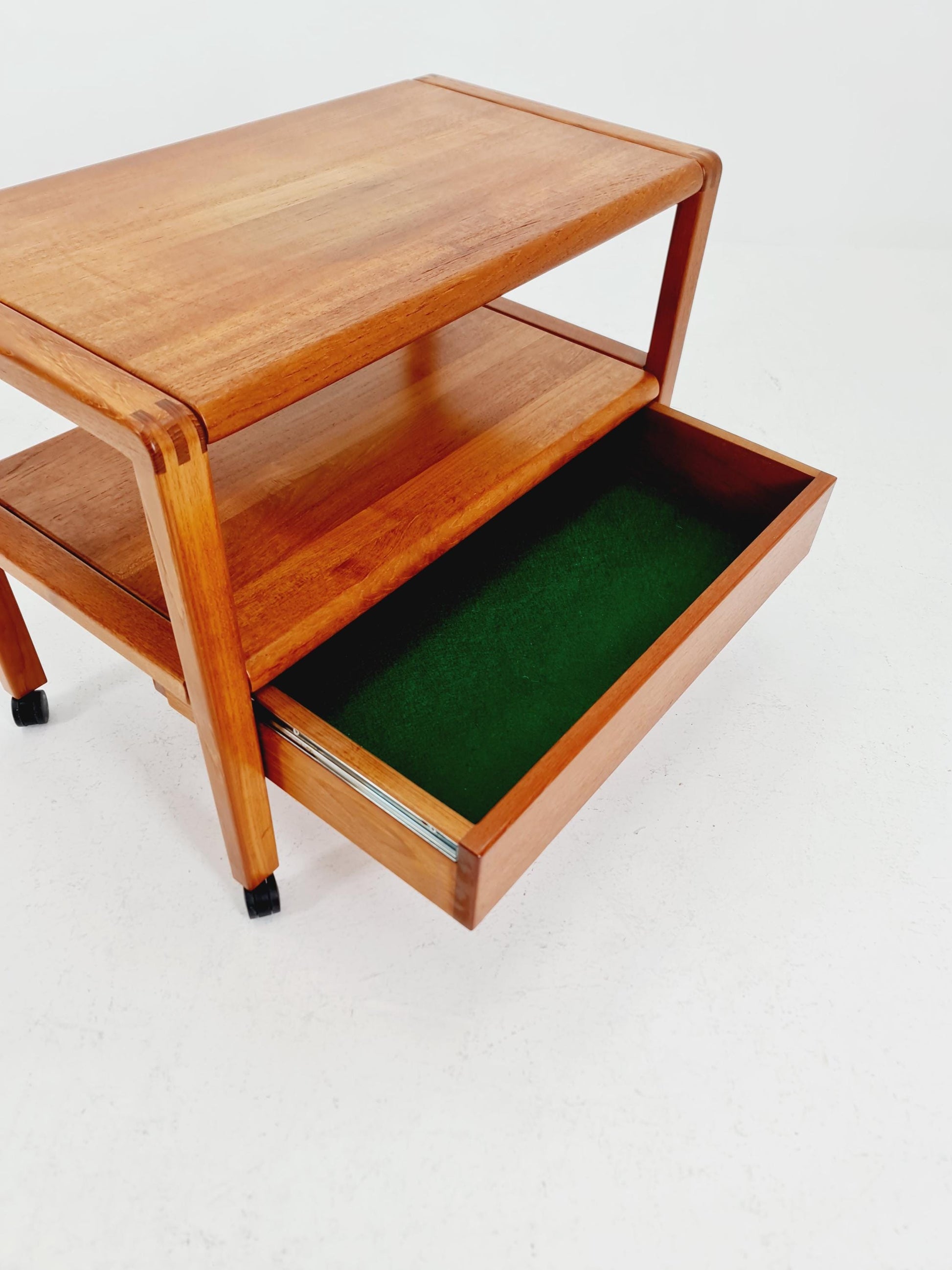 Vintage mid century danish trolley in solid teak/ bar cart By Salling Stolefabrik, 1960s