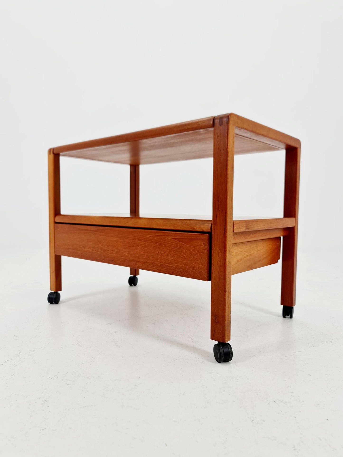 Vintage mid century danish trolley in solid teak/ bar cart By Salling Stolefabrik, 1960s