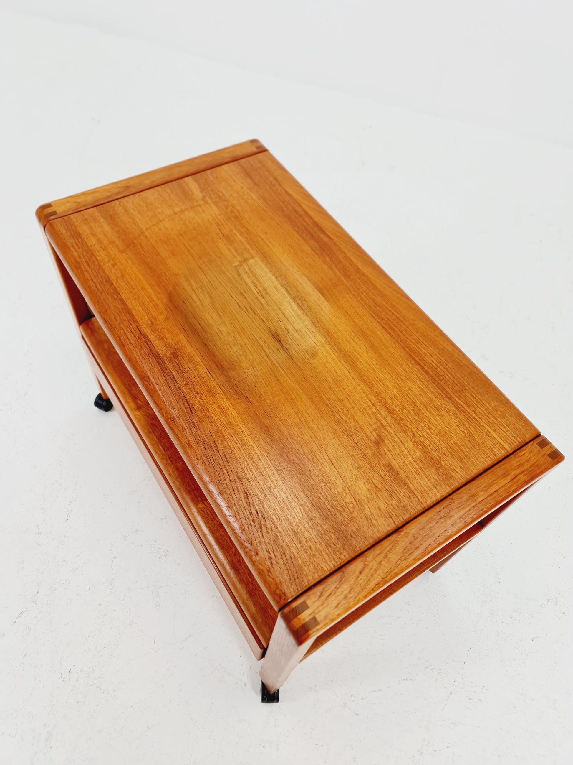 Vintage mid century danish trolley in solid teak/ bar cart By Salling Stolefabrik, 1960s
