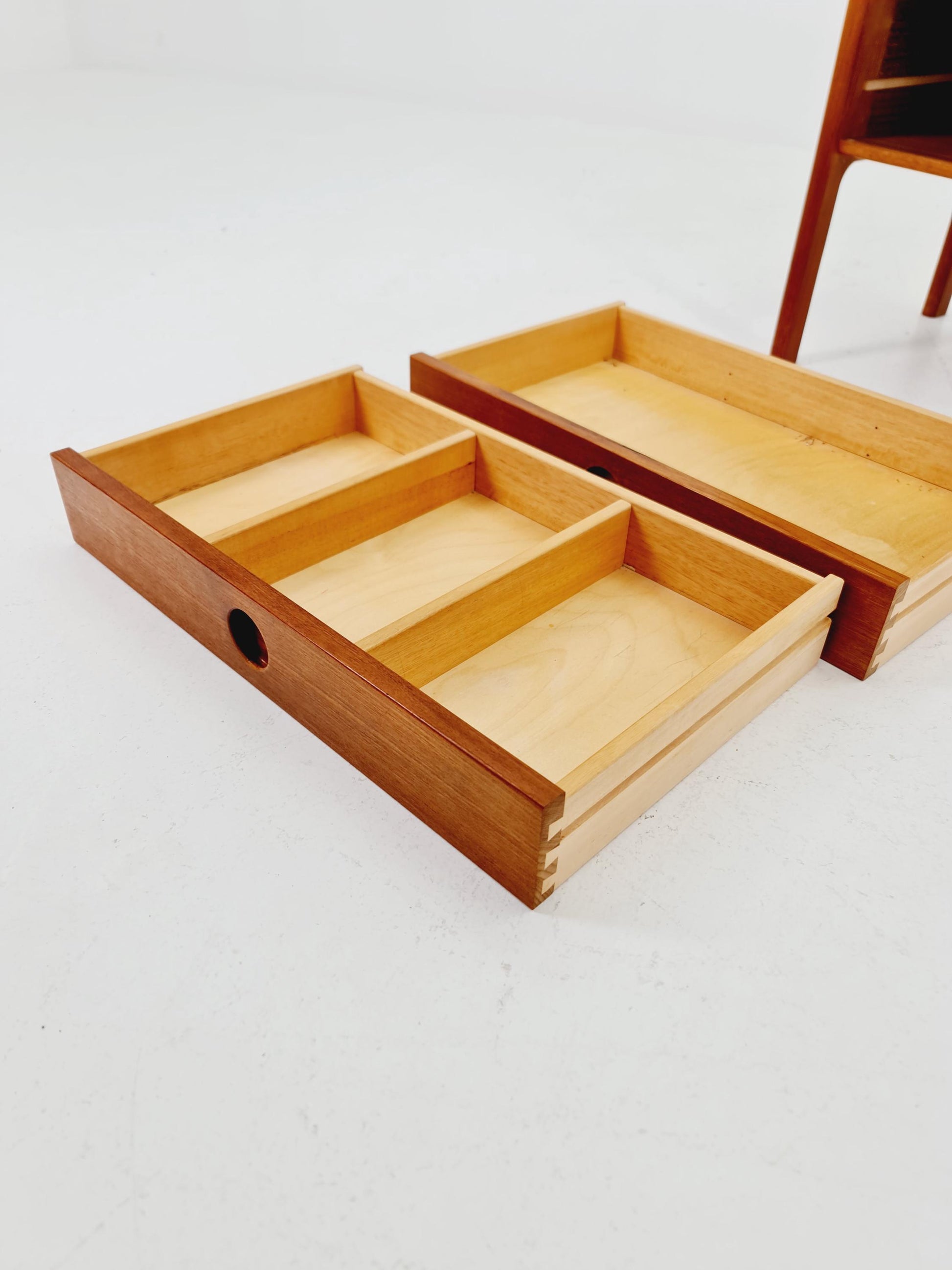 Midcentury Danish teak Side table/ Bedside table Kai Kristiansen Modell VM202 , 1960s