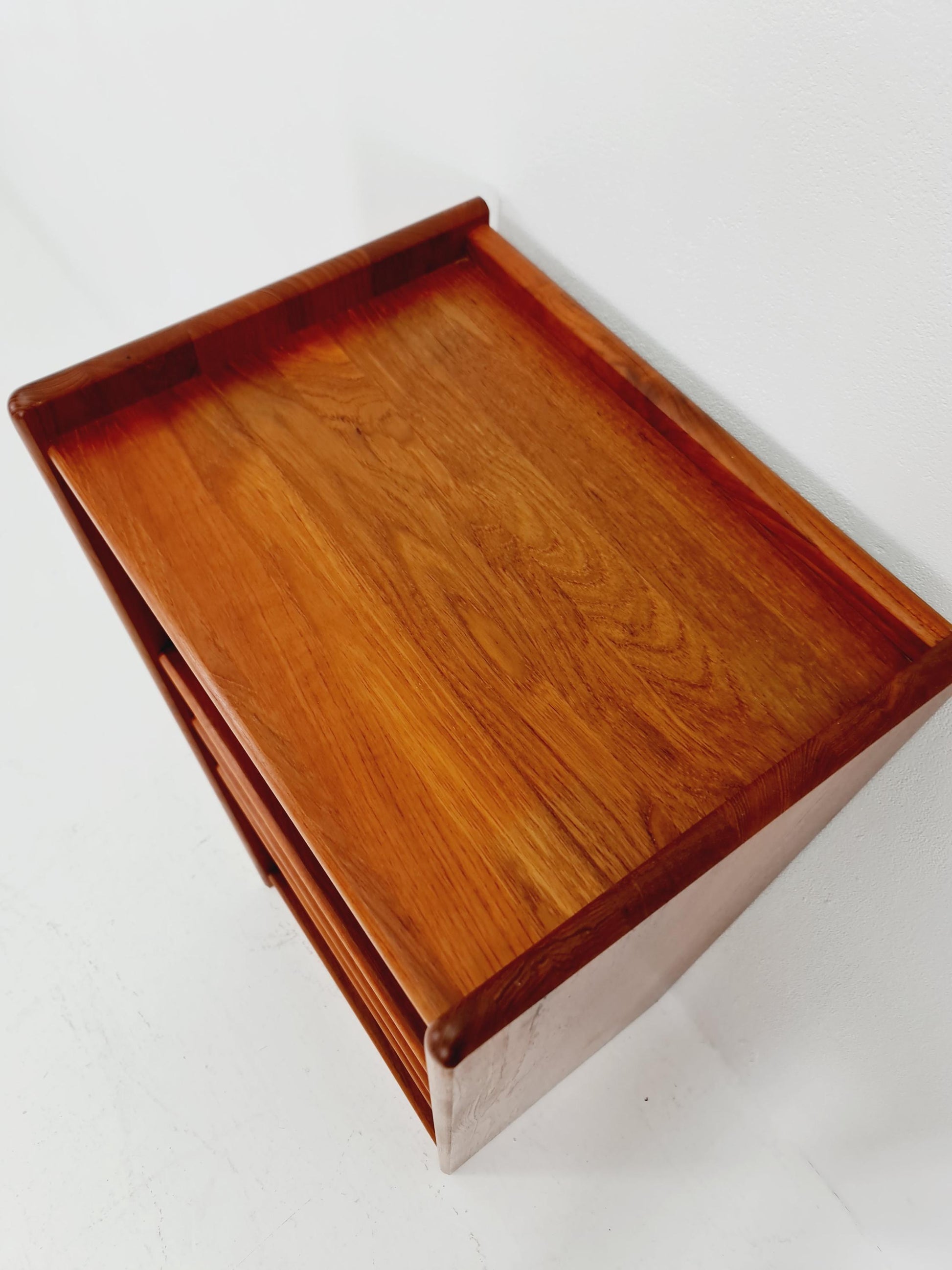 Danish freestanding solid teak vintage bookshelf / book case teak , 1970s