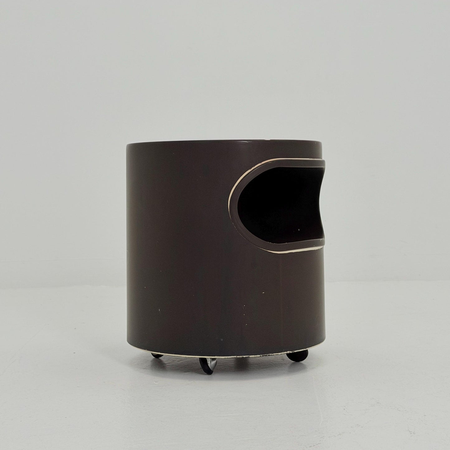 Mid century Space Age Artemide Giano Vano Side Table by Emma Gismondi Schweinberger 1970s Italy