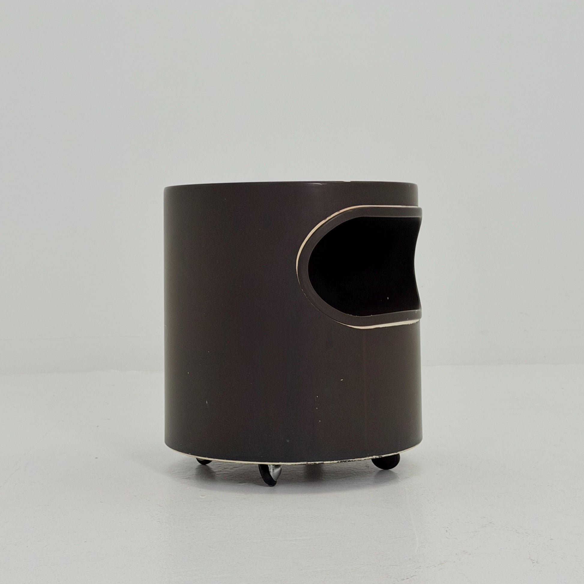 Mid century Space Age Artemide Giano Vano Side Table by Emma Gismondi Schweinberger 1970s Italy