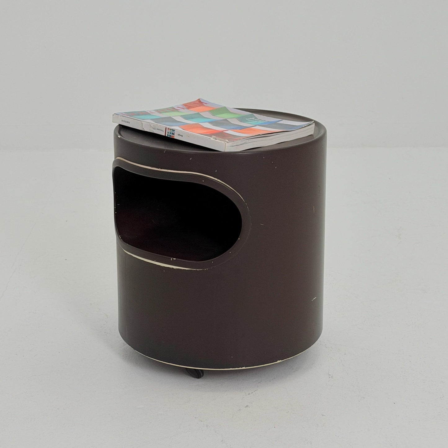 Mid century Space Age Artemide Giano Vano Side Table by Emma Gismondi Schweinberger 1970s Italy