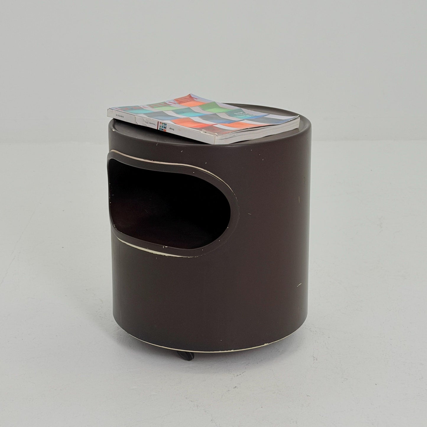 Mid century Space Age Artemide Giano Vano Side Table by Emma Gismondi Schweinberger 1970s Italy