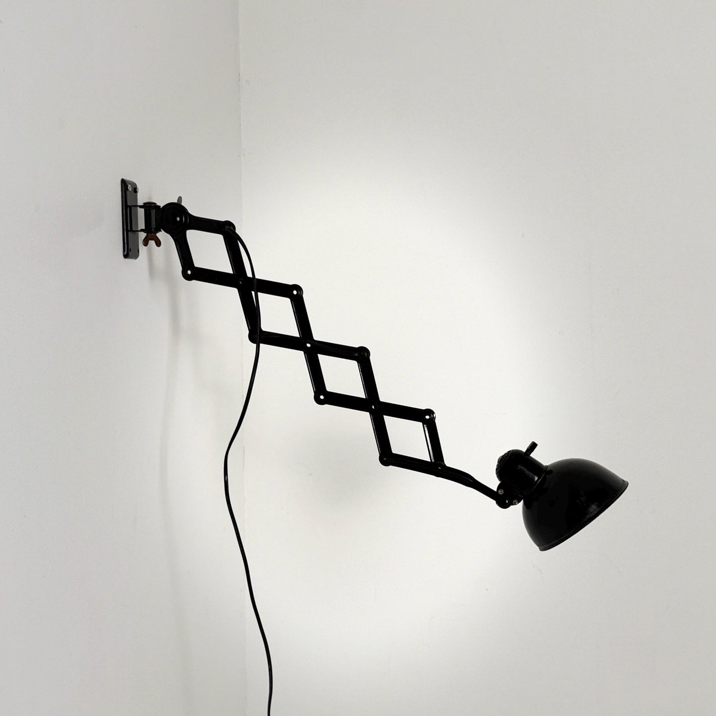 Original Kaiser Idell 6718 Scissor Wall Lamp by Christian Dell, 1930s Bauhaus Industrial Black Wall Light, Germany