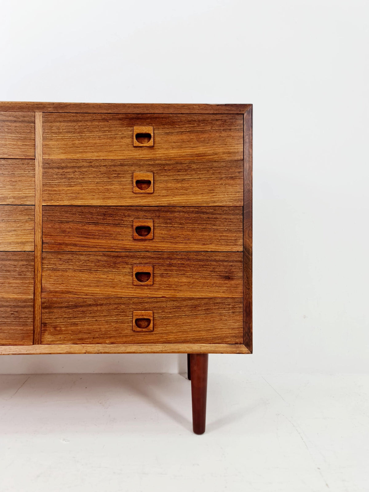 Midcentury danish design chest of drawers / drawer dresser /6 drawers cabinet BY Brouers 1960s