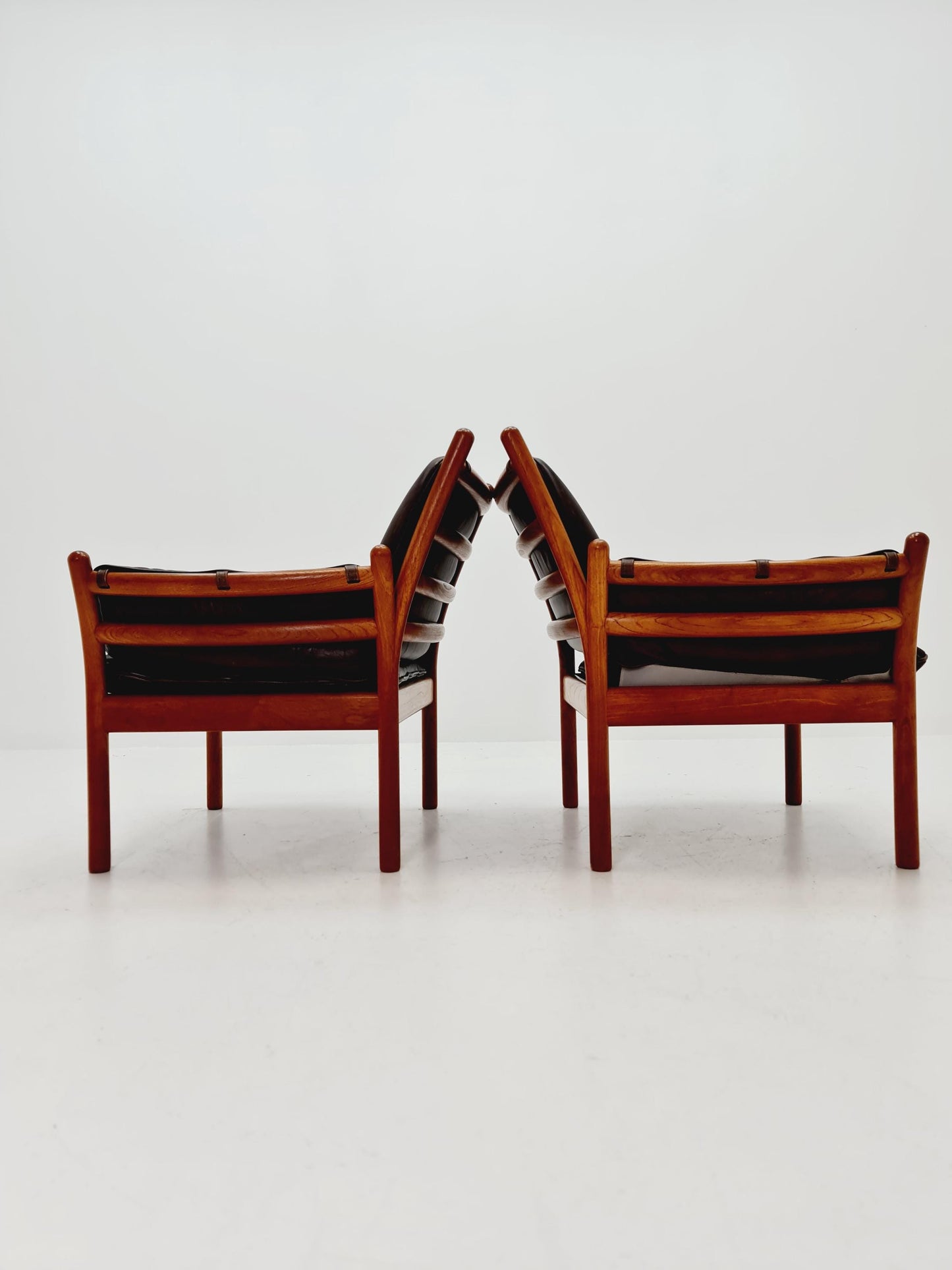 Mid century easy lounge chairs by Illum Wikkelso 'Genius' For Silkborg Denamrk 1960s, Set of 2