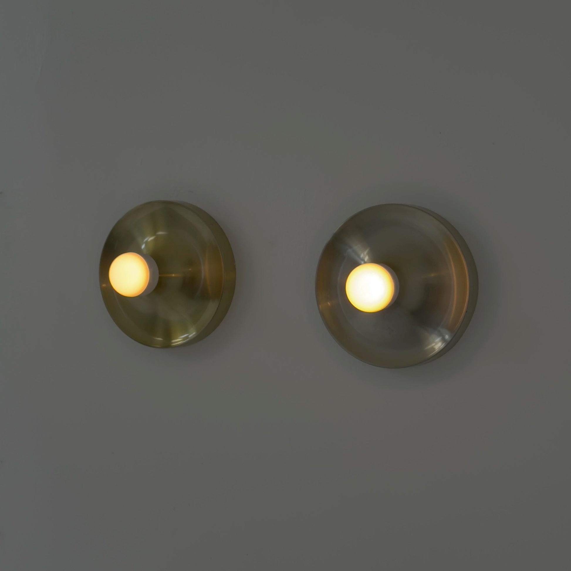 Ser of 2 Space age wall lights selection by Charlotte Perriand for Les Arcs, 1970 France