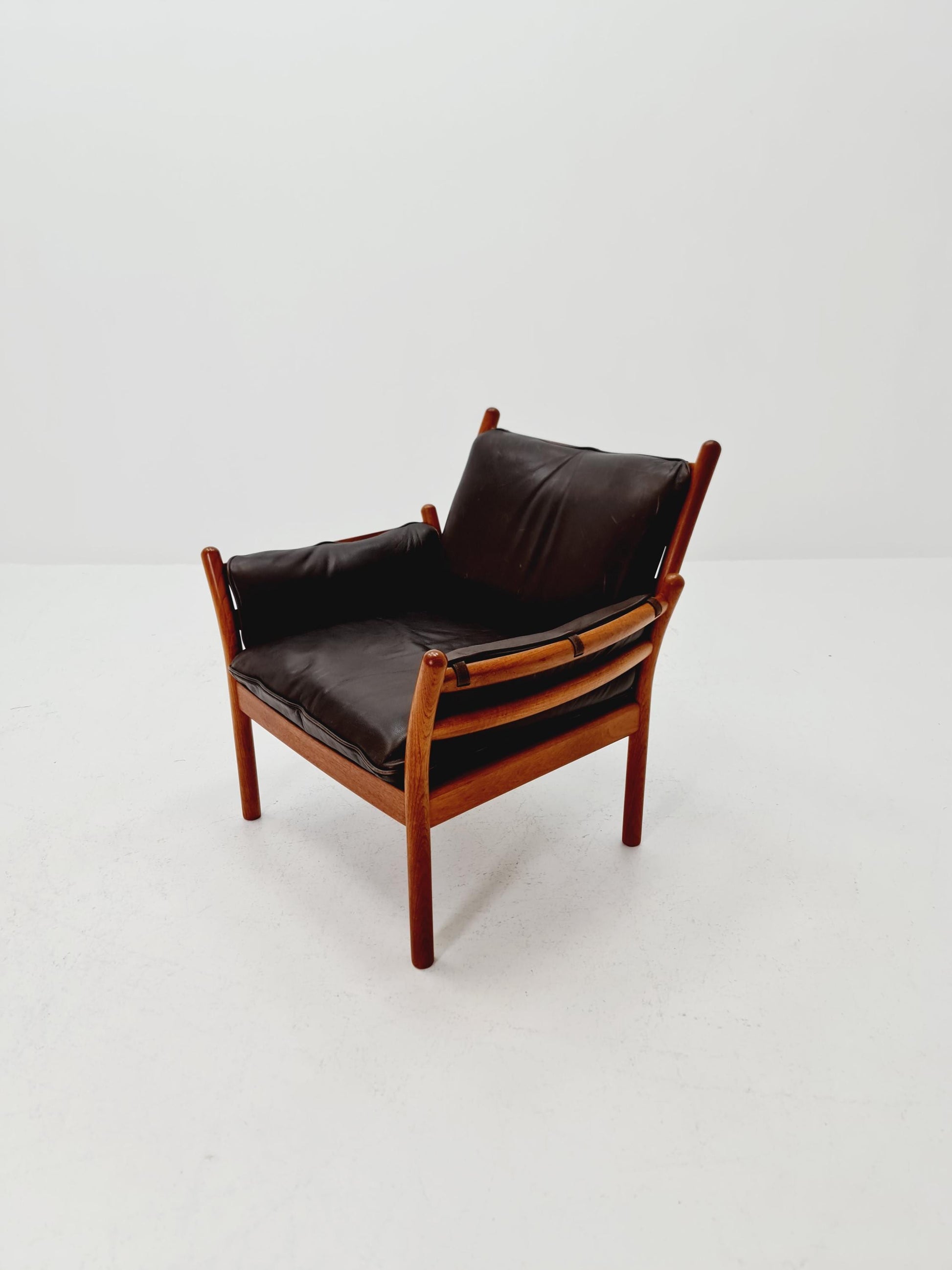 Mid century easy lounge chair by Illum Wikkelso 'Genius' For Silkborg Denamrk 1960s,