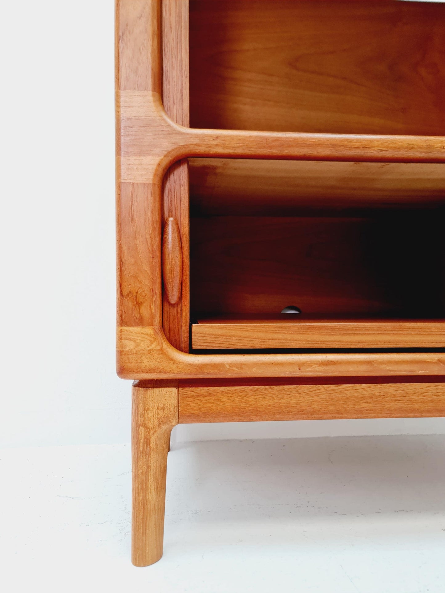 Mid century Solid Danish teak hallway cabinet,TV & Record cabinet By Dyrlund 1960s