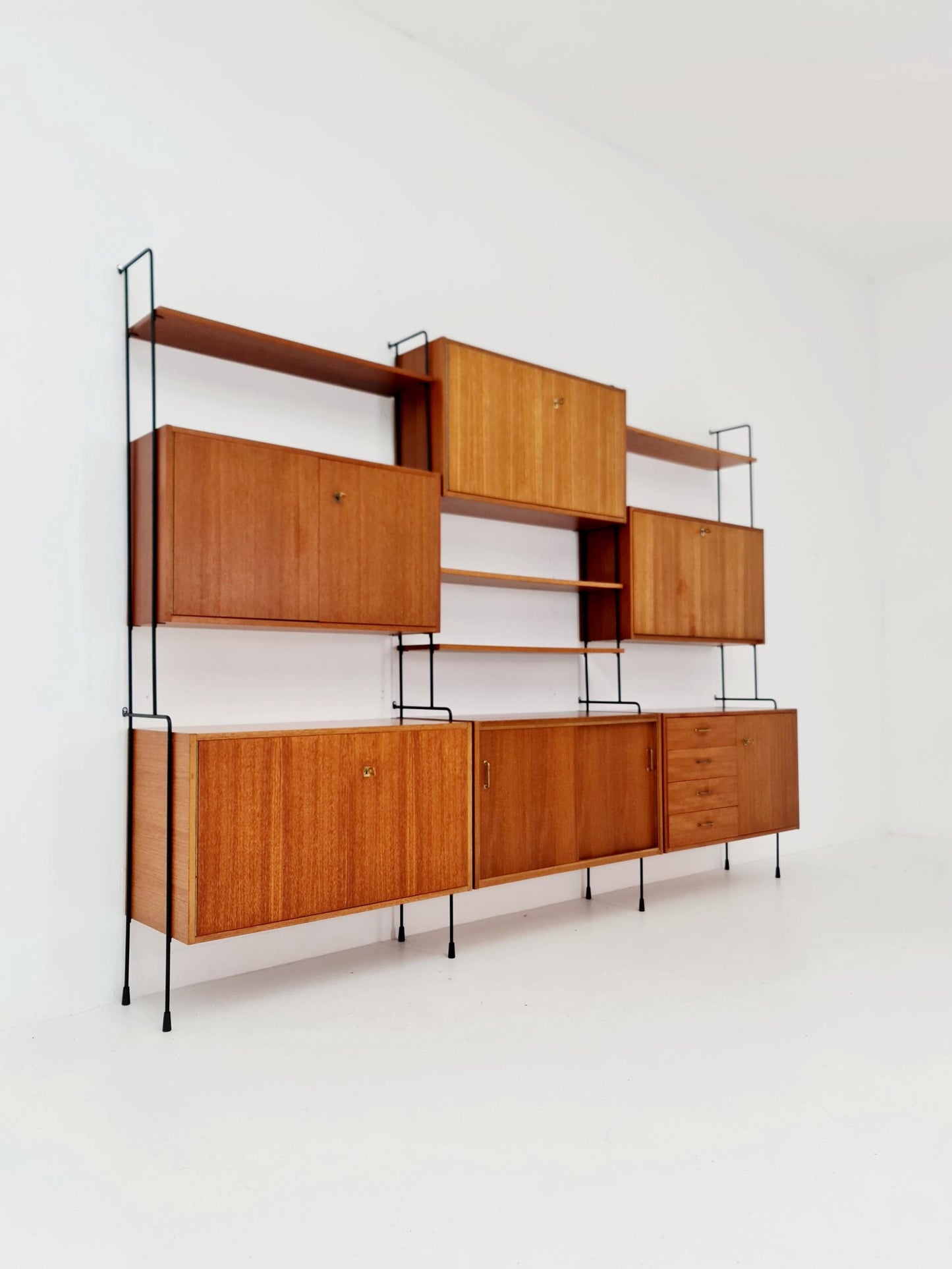 Mid century Teak shelving unit by Hilker for Omnia, Germany 1960s