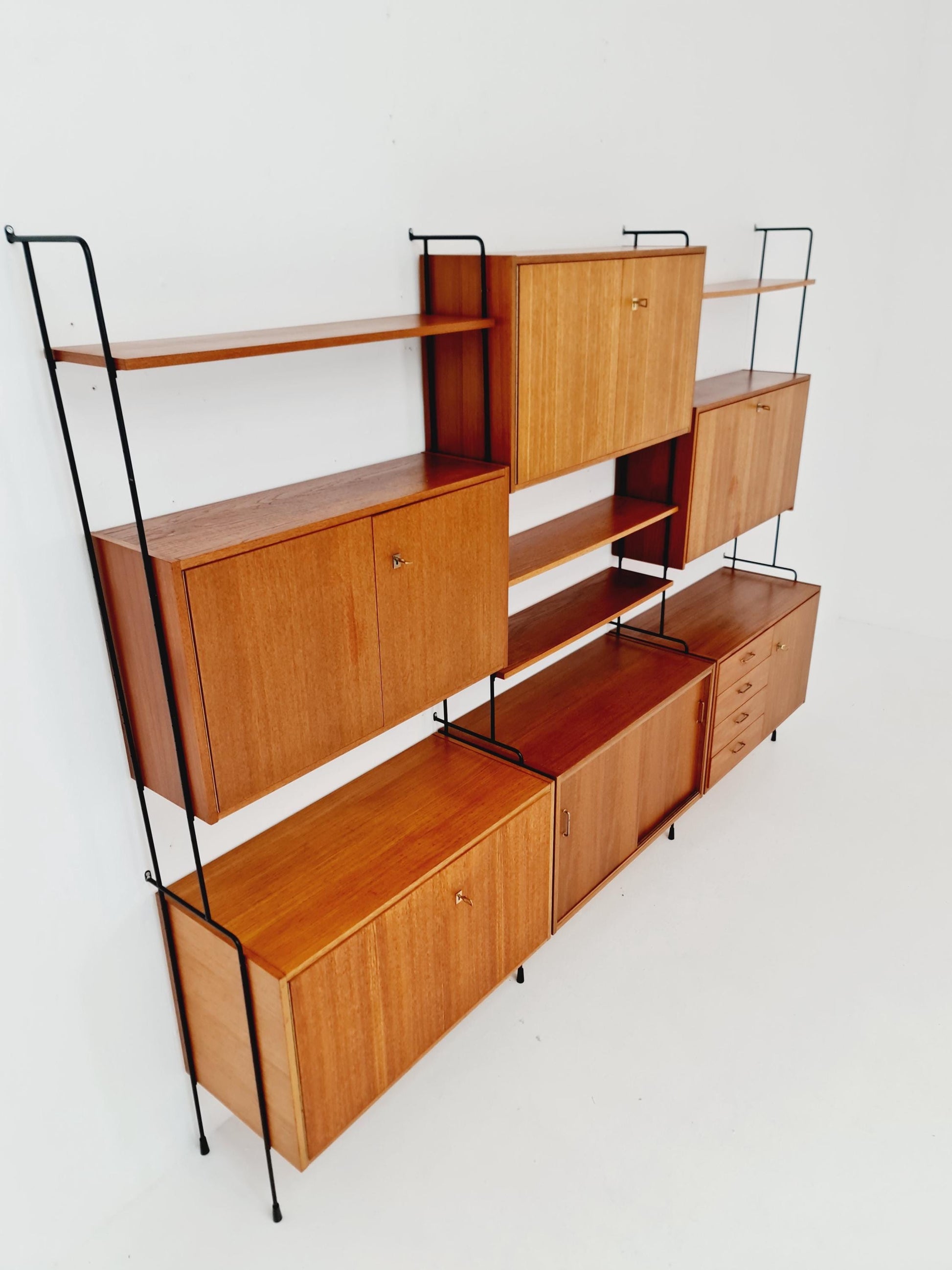 Mid century Teak shelving unit by Hilker for Omnia, Germany 1960s