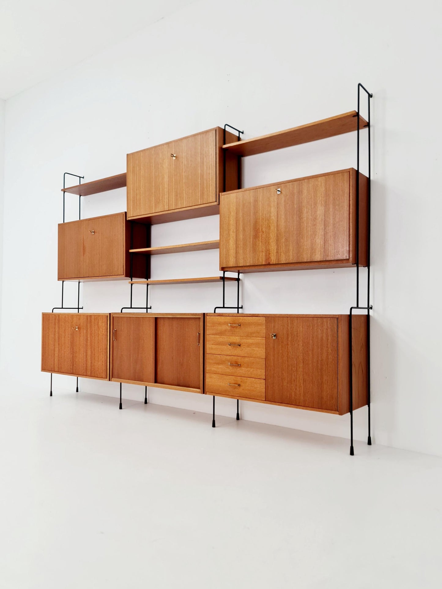 Mid century Teak shelving unit by Hilker for Omnia, Germany 1960s