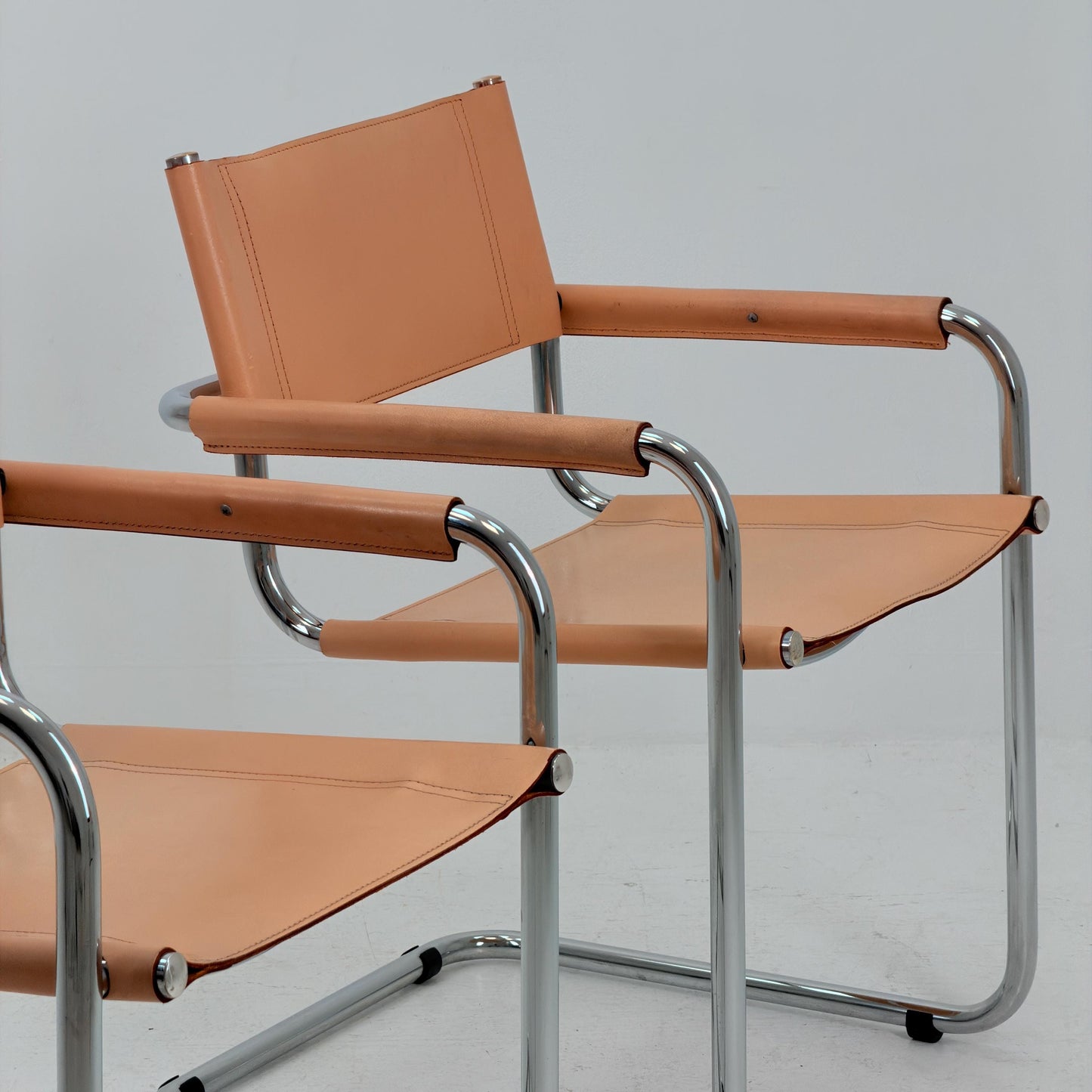 Set of 10 Mid century Bauhaus B34 Tan leather cantilever armchair by Mart Stam italy 1980s
