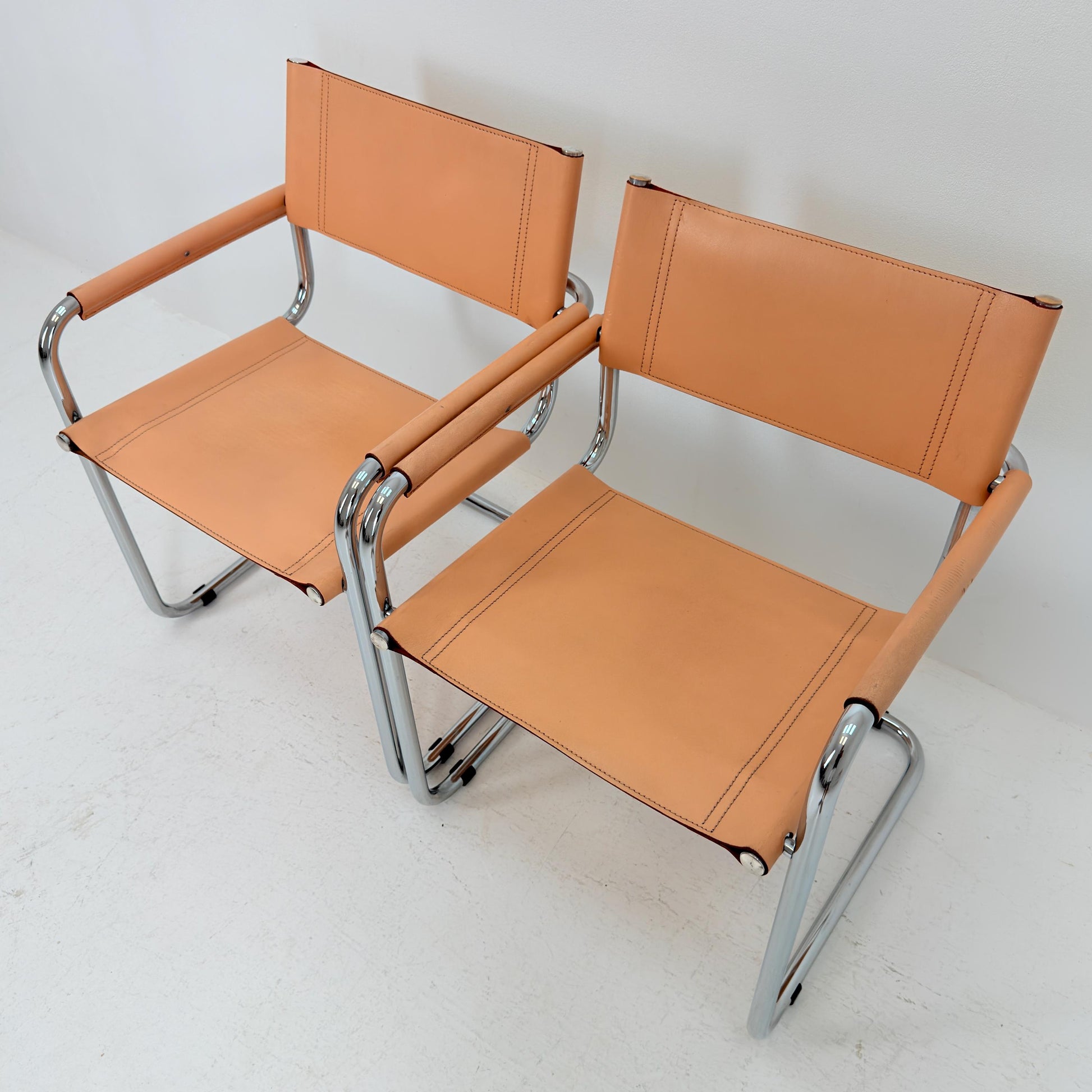 Set of 2 Mid century Bauhaus B34 Tan leather cantilever armchair by Mart Stam italy 1980s