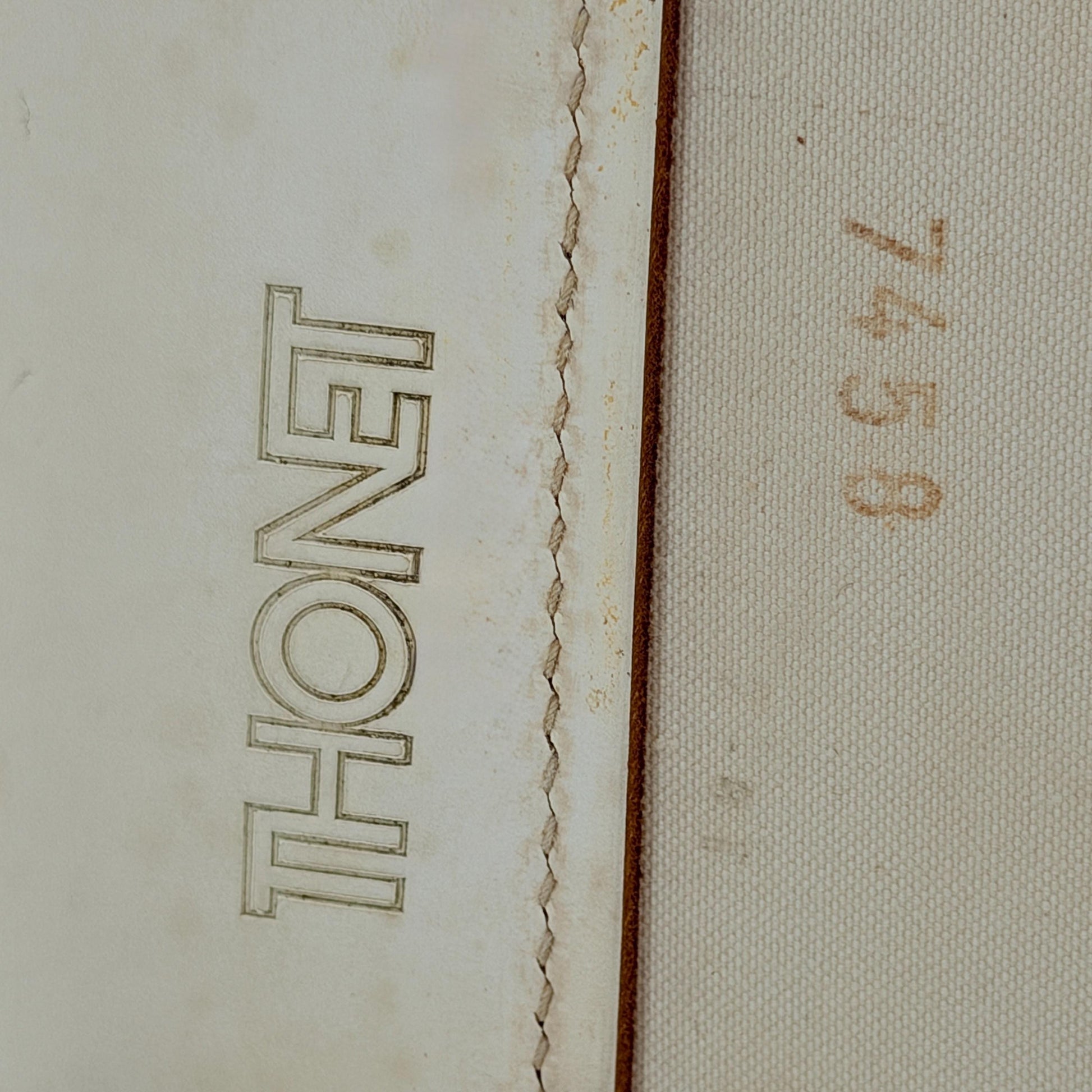 Set of 4 Vintage Thonet S33 & S34 Bauhaus Cantilever Chairs – White Leather – Germany, 1980s
