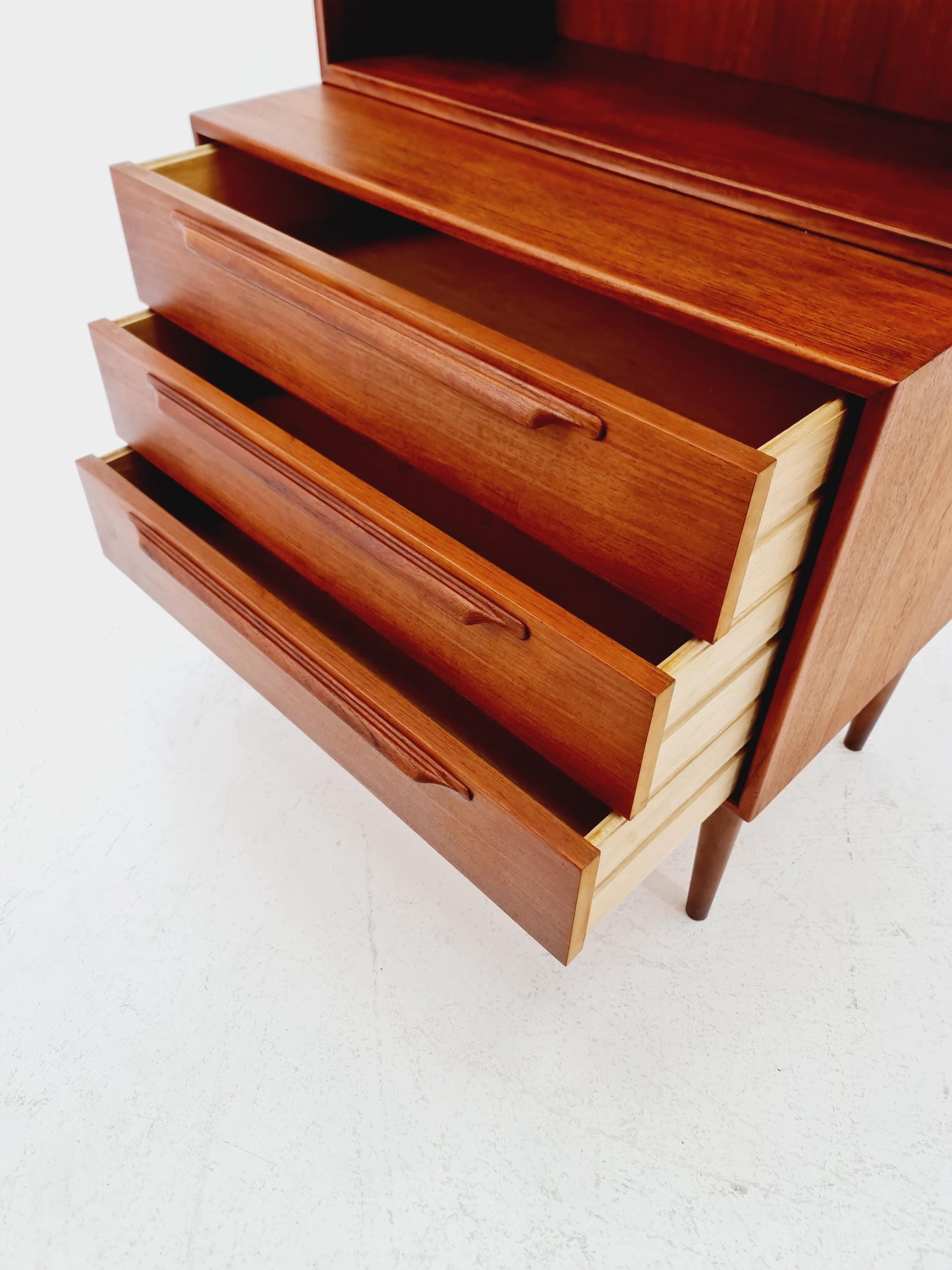 Mid Century Modern danish chest of drawers cabinet teak Display / Vitrine ,1960s