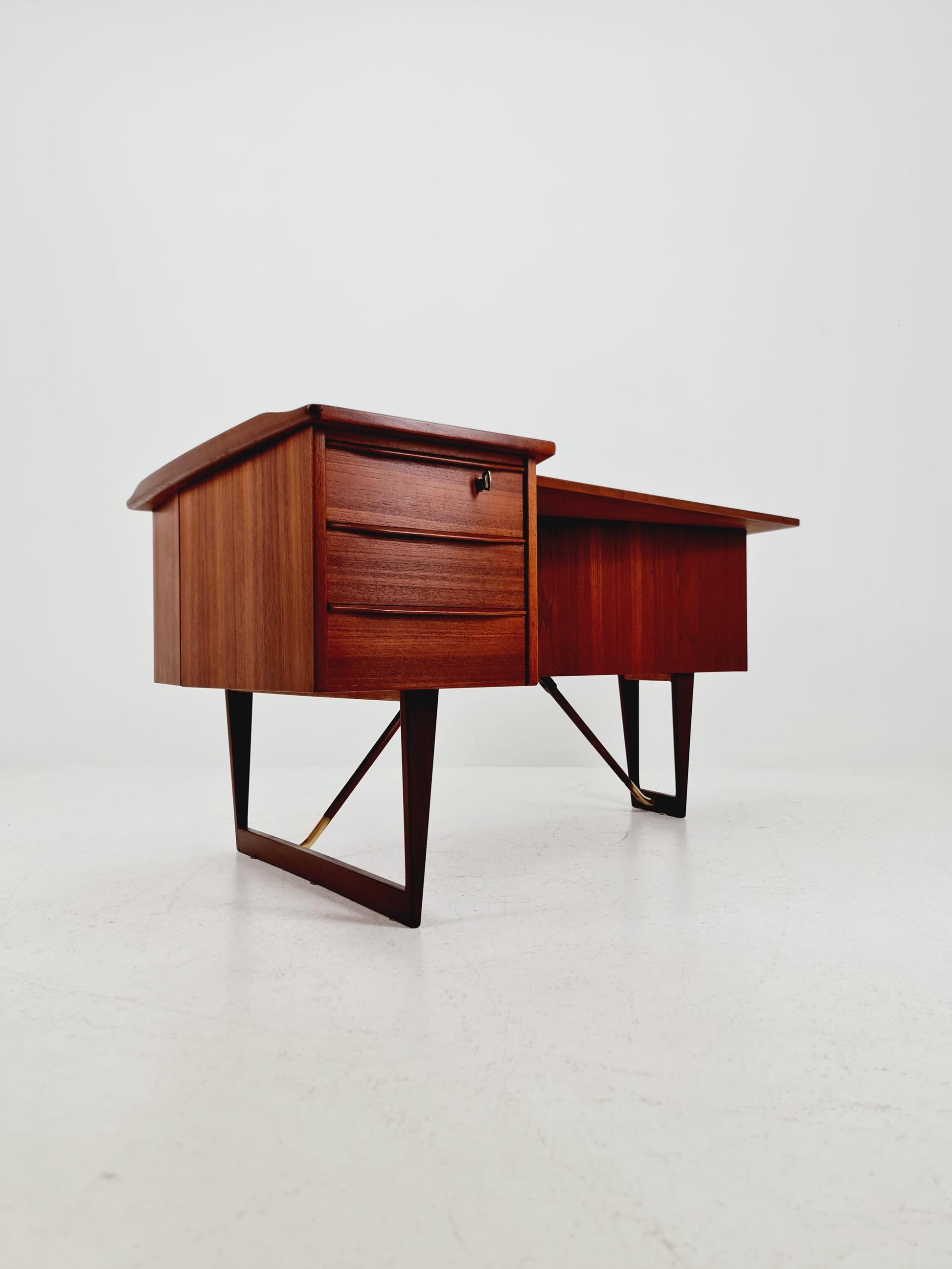 Danish teak desk model Executive Desk by Peter Lovig Nielsen for Hedensted, 1960s