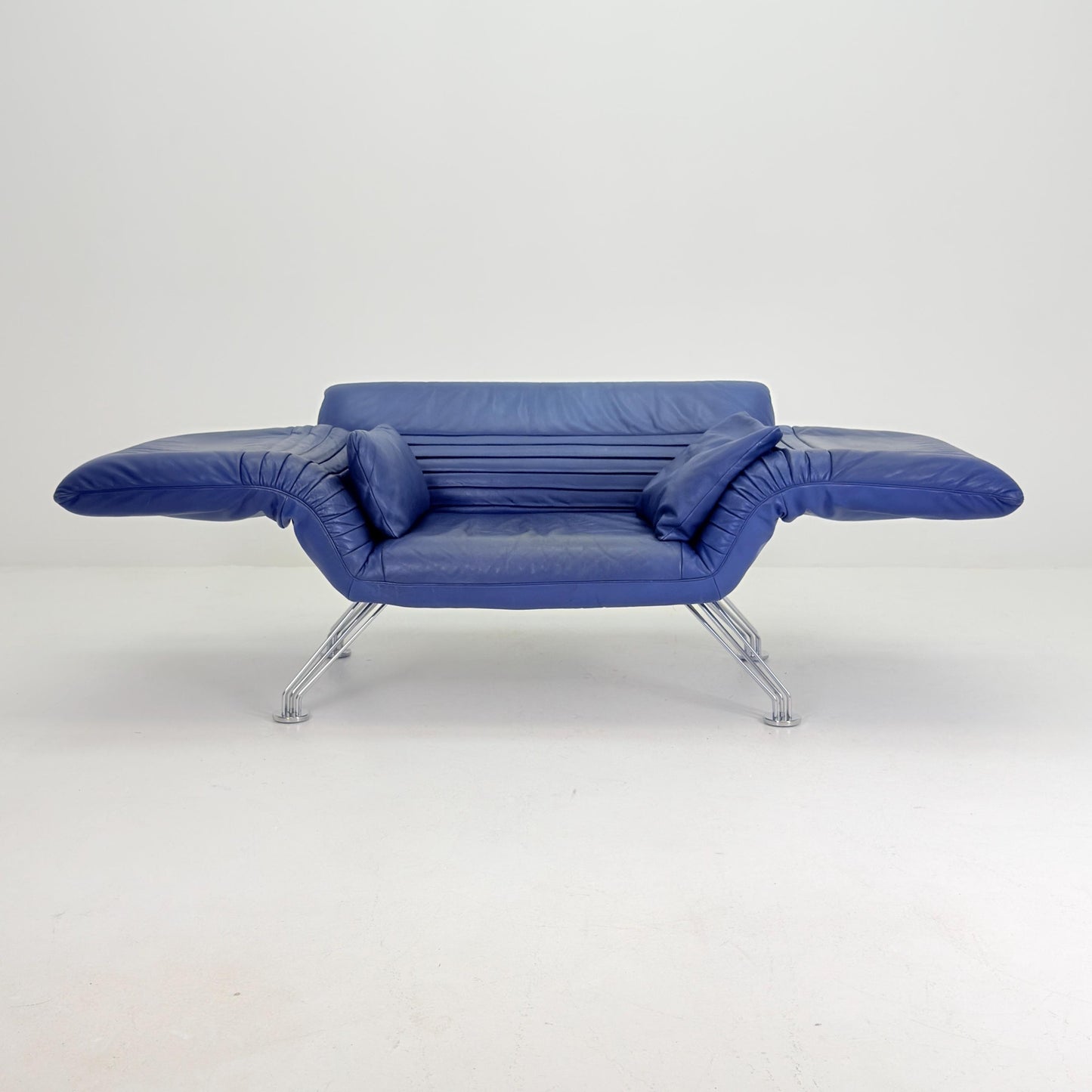 Mid Century De Sede DS-142 Blue Leather Lounge Chair Chaise Longue by Wilfried Totzek, Switzerland 1980s