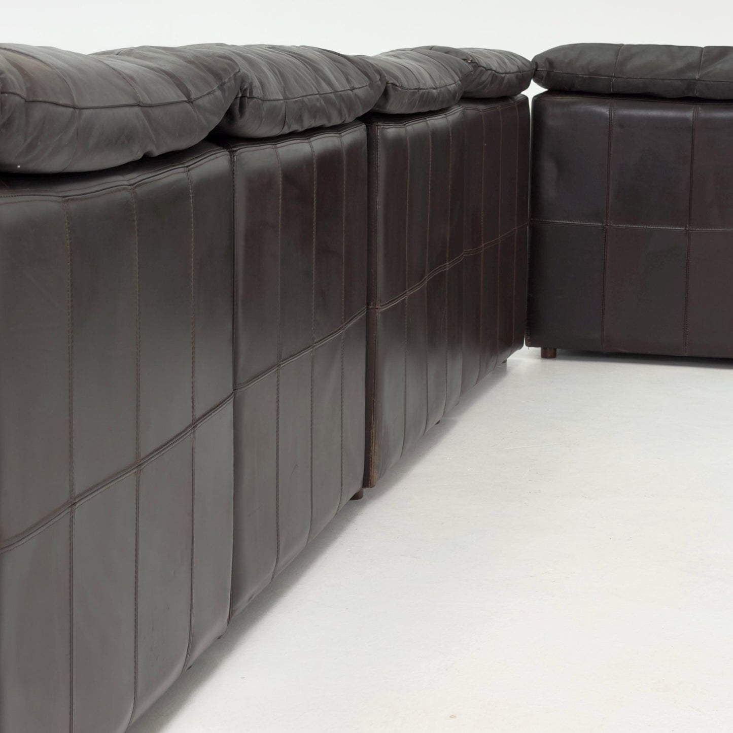 Set of 6 Mid Century DS11 Modular Patchwork chocolate brown Leather Sofa by De Sede, Switzerland, 1970s