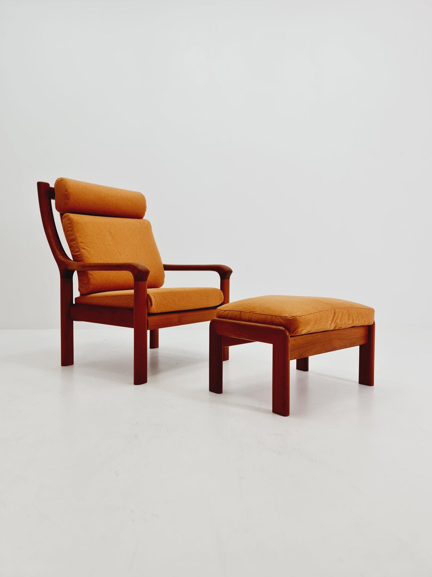 Mid century teak easy lounge chairs With Ottoman by Holstebro möbelfabrik A/S , 1970s