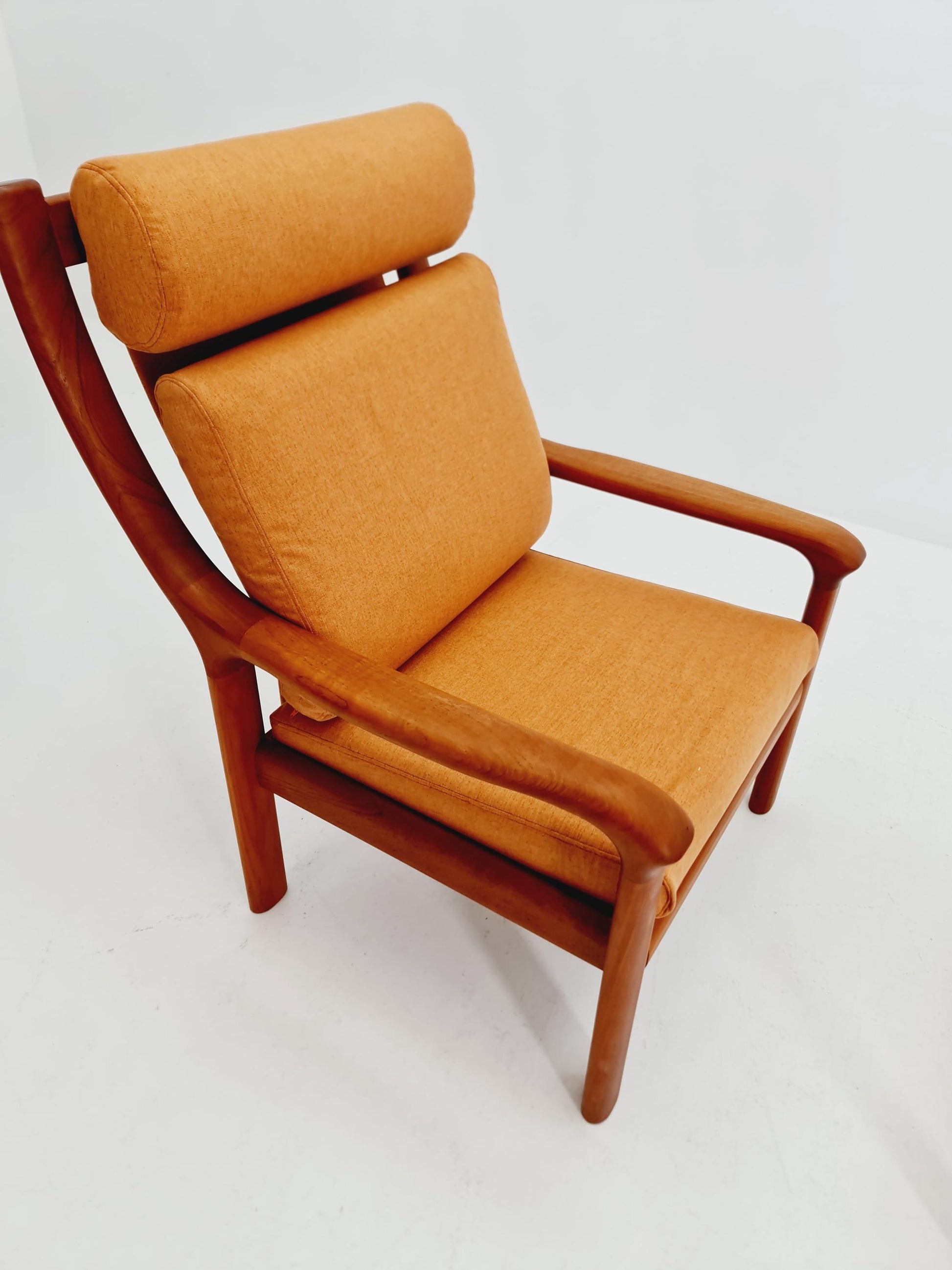 Mid century teak easy lounge chairs With Ottoman by Holstebro möbelfabrik A/S , 1970s