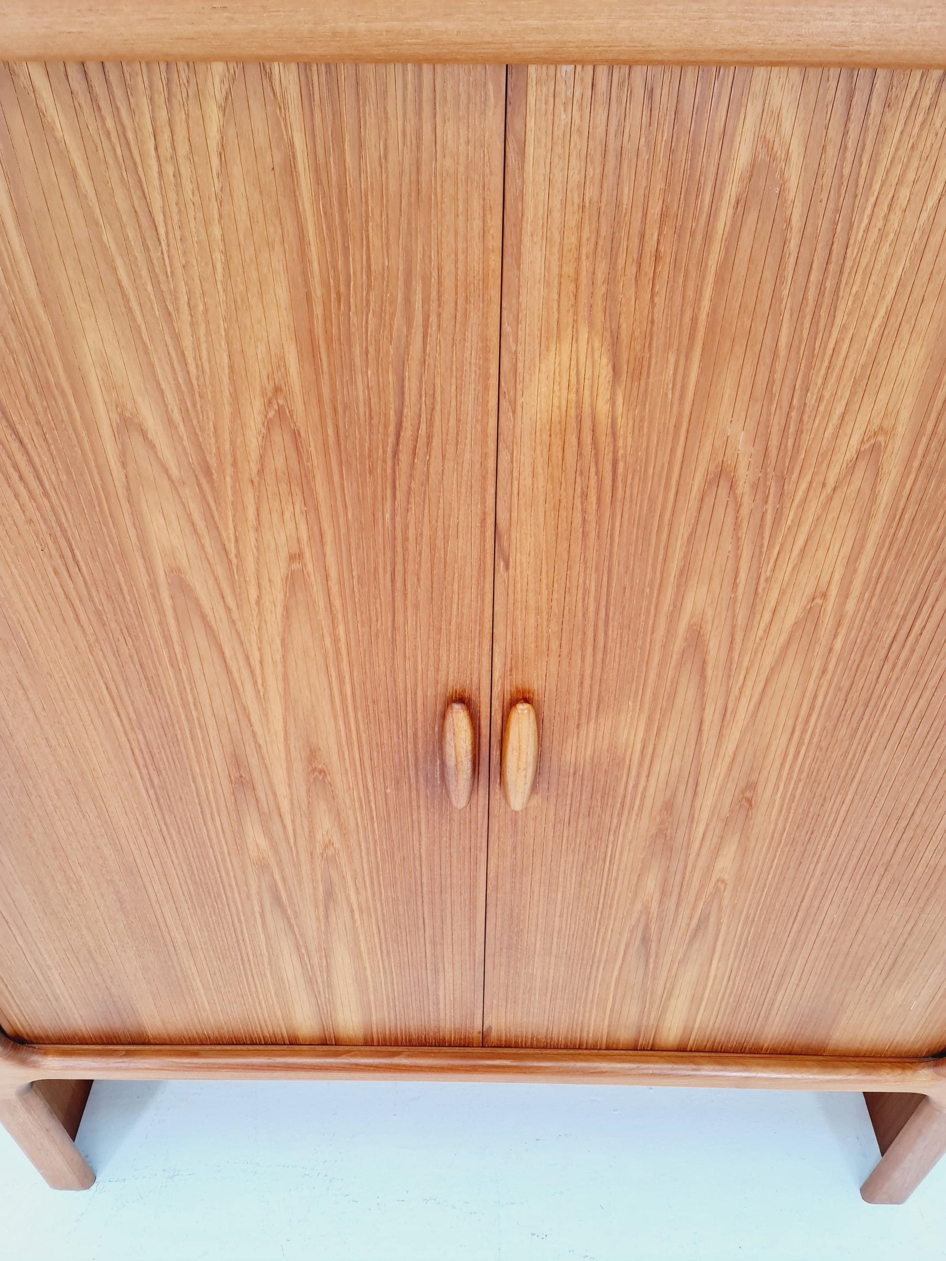 Mid century Solid Danish teak hallway cabinet, T.V cabinet By Dyrlund 1960s