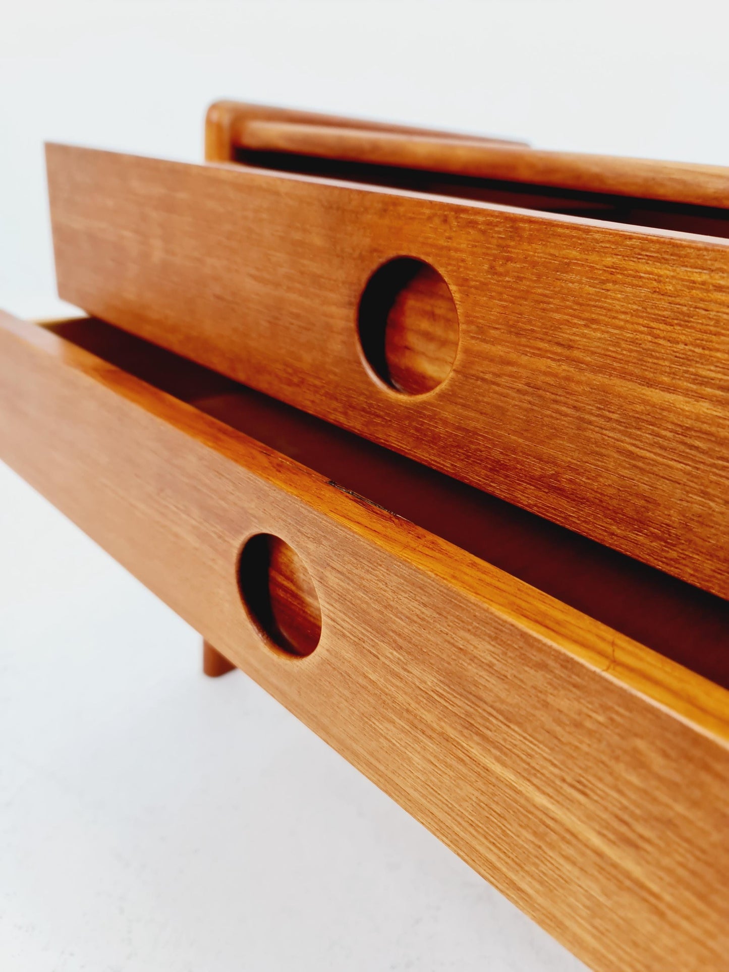 Midcentury Danish teak Side table/ Bedside table Kai Kristiansen Modell VM202 , 1960s