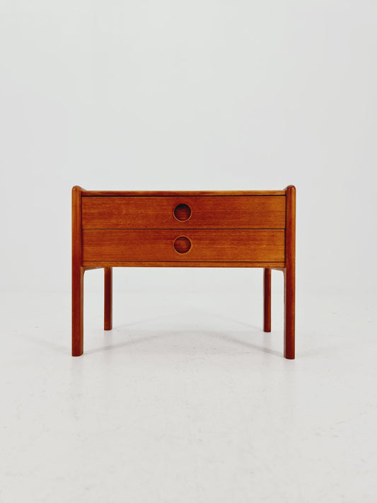 Midcentury Danish teak Side table/ Bedside table Kai Kristiansen Modell VM202 , 1960s