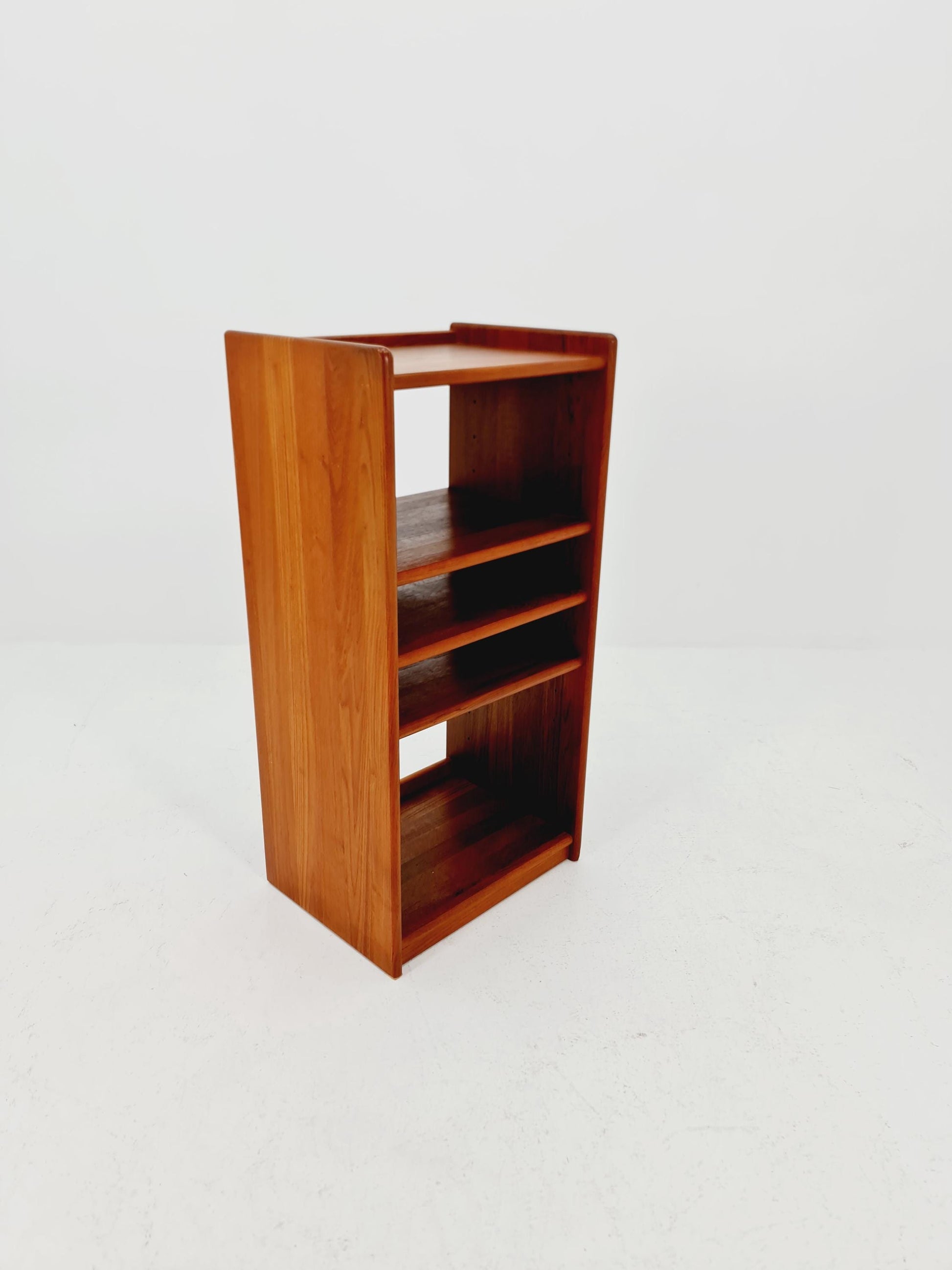 Danish freestanding solid teak vintage bookshelf / book case teak , 1970s