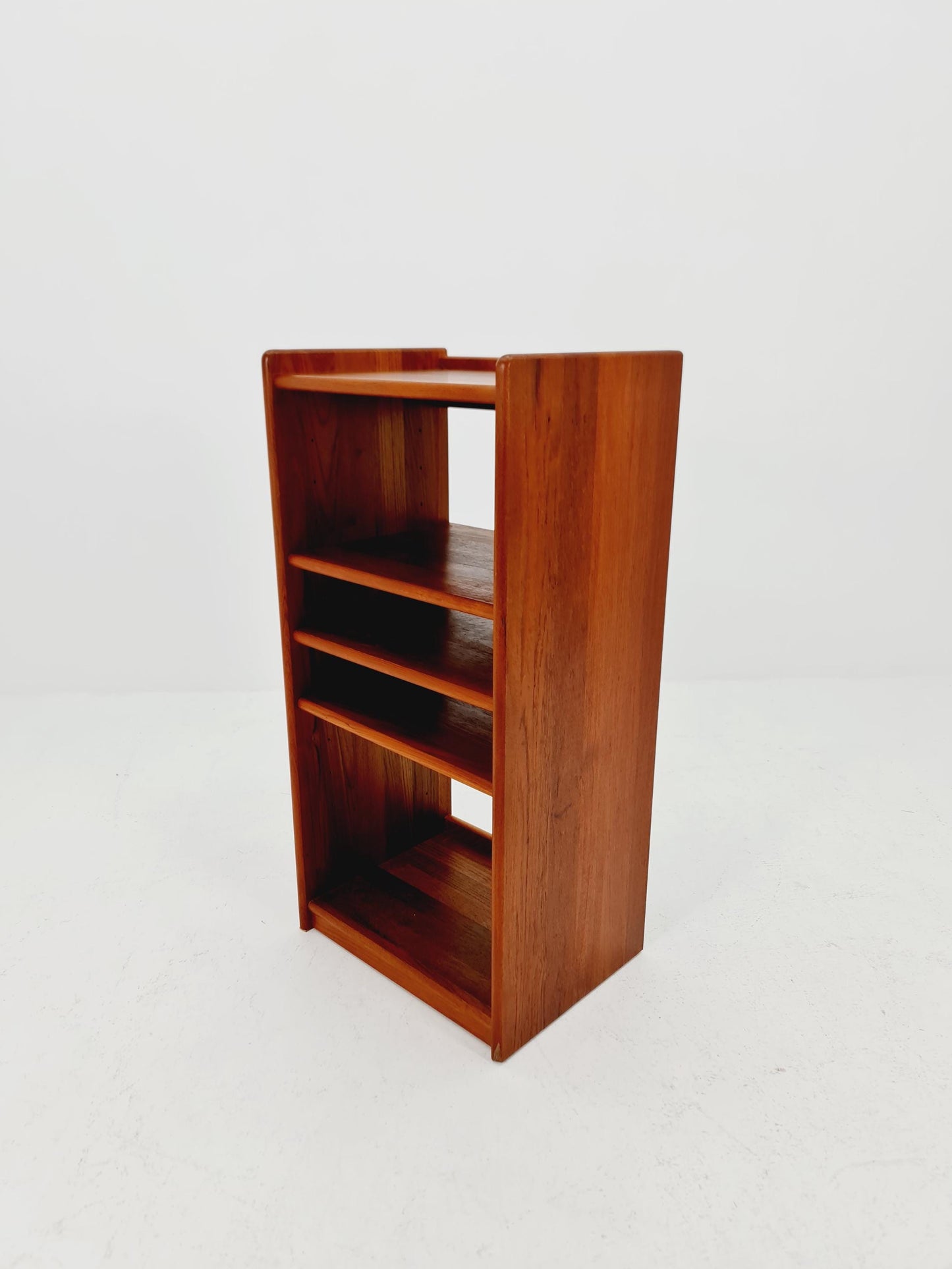 Danish freestanding solid teak vintage bookshelf / book case teak , 1970s