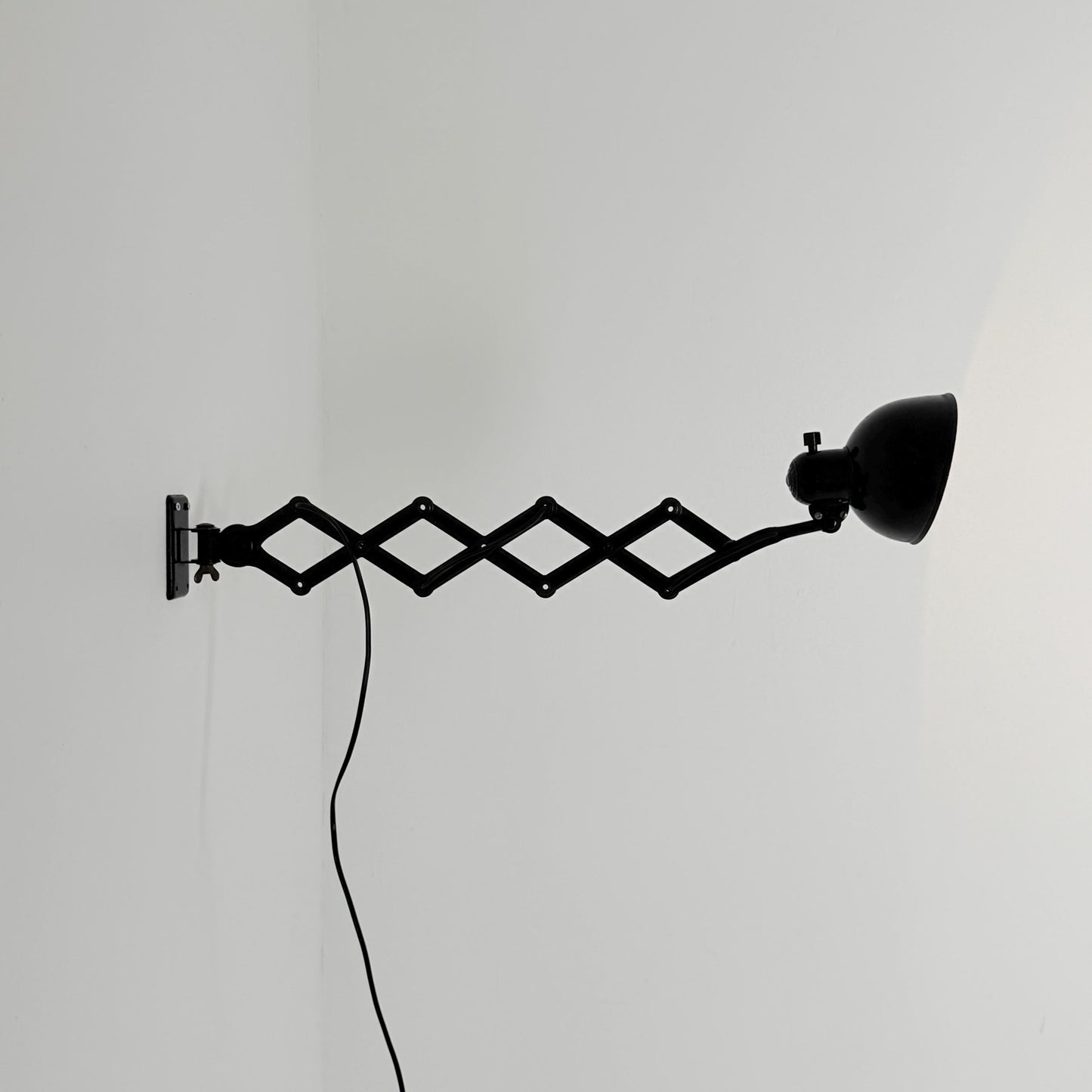 Original Kaiser Idell 6718 Scissor Wall Lamp by Christian Dell, 1930s Bauhaus Industrial Black Wall Light, Germany