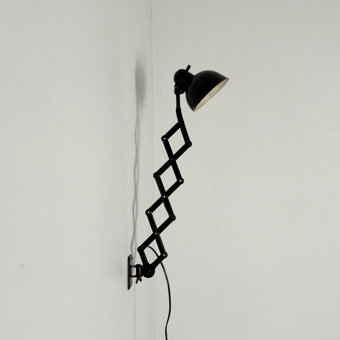 Original Kaiser Idell 6718 Scissor Wall Lamp by Christian Dell, 1930s Bauhaus Industrial Black Wall Light, Germany