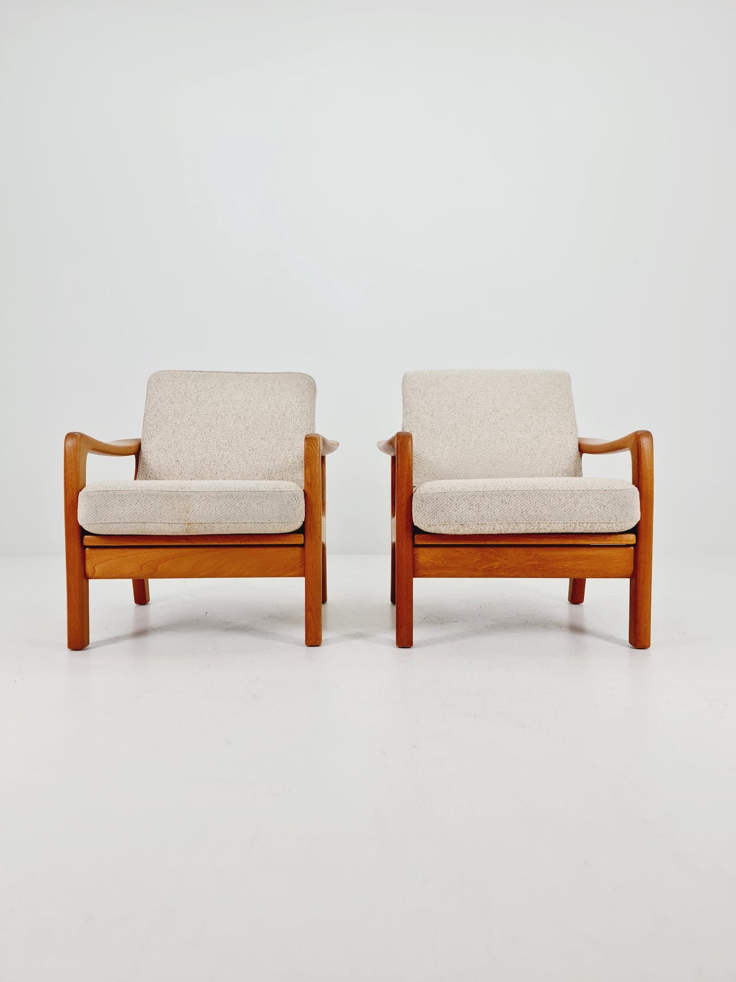 Mid century Danish easy lounge chairs by Juul Kristensen , 1970s, Set of 2
