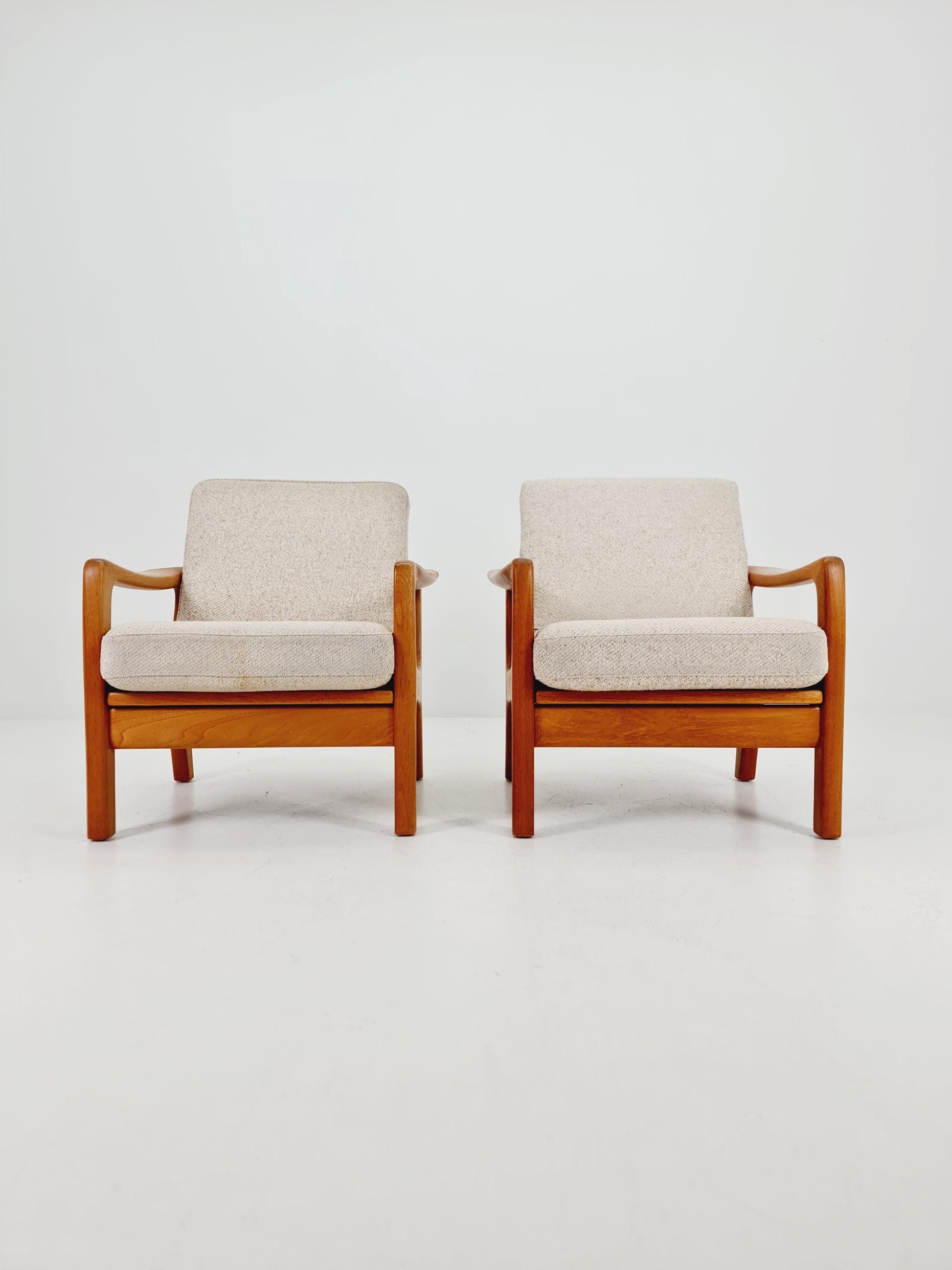 Mid century Danish easy lounge chairs by Juul Kristensen , 1970s, Set of 2