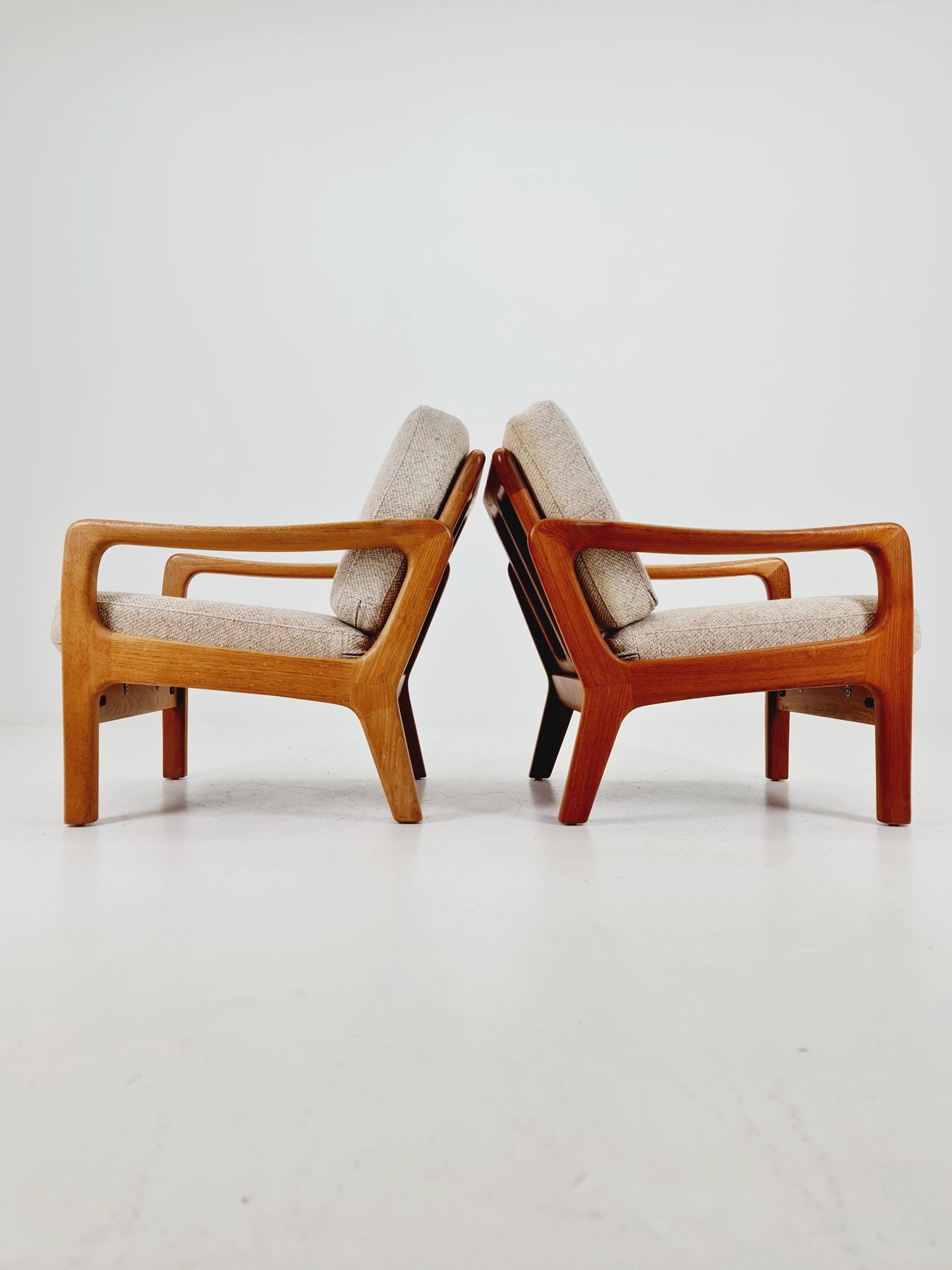 Mid century Danish easy lounge chairs by Juul Kristensen , 1970s, Set of 2