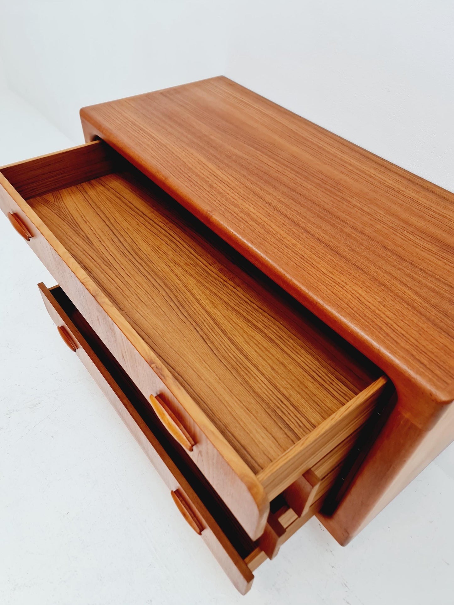 Rare Mid century Modern Danish teak chest of drawers by Dyrlund , 1960s
